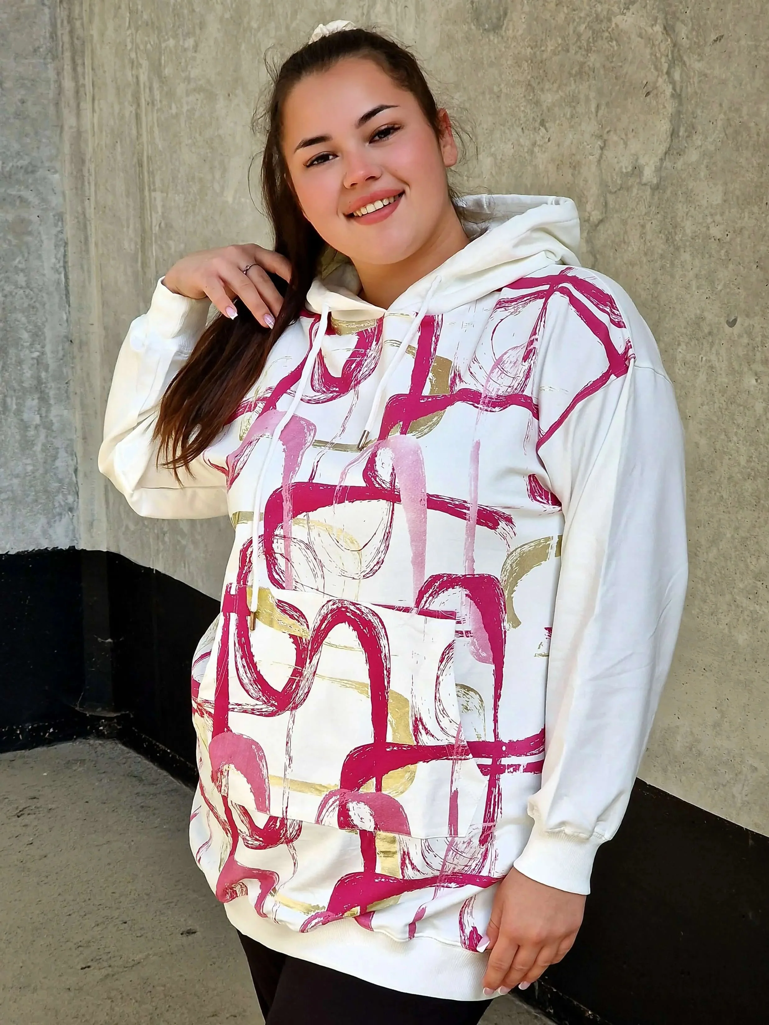 Bluza z abstrakcyjnym printem - Image 17