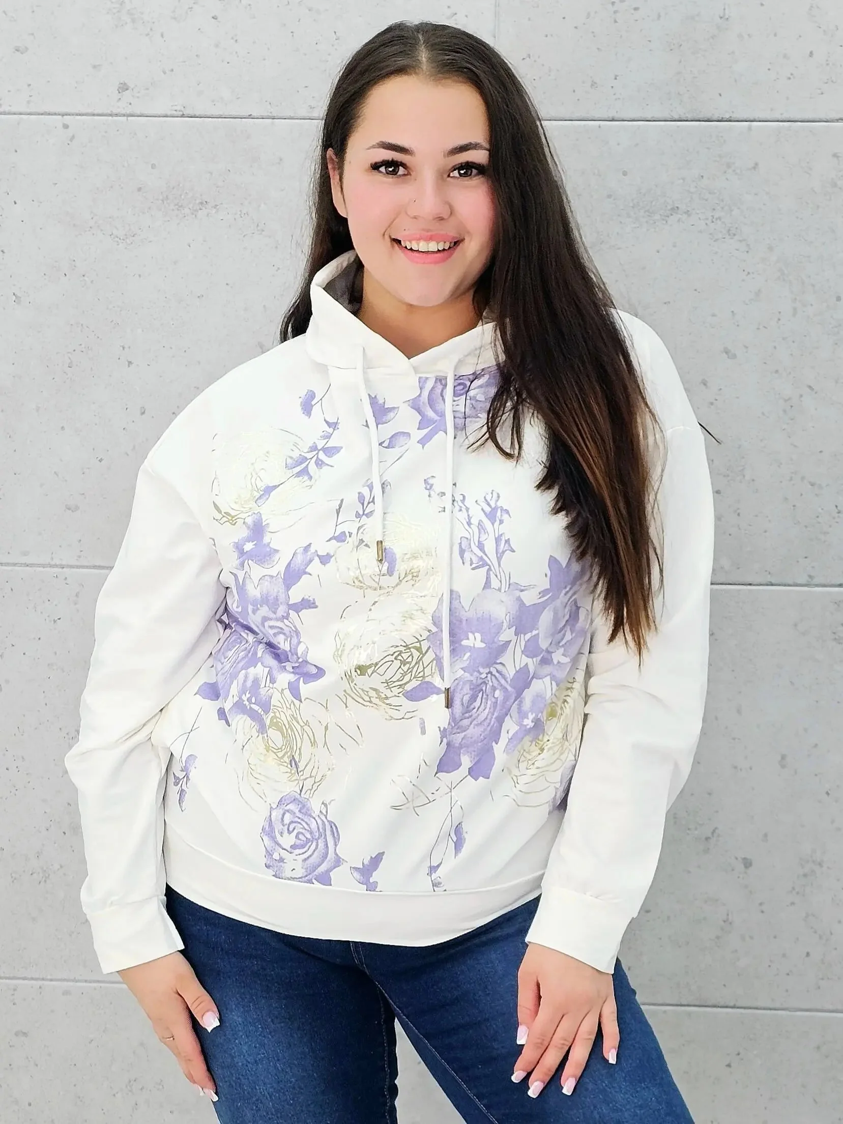 Bluza Plus Size StylowaXL – Romantyczny Kwiatowy Styl i Komfort XXL - Image 19