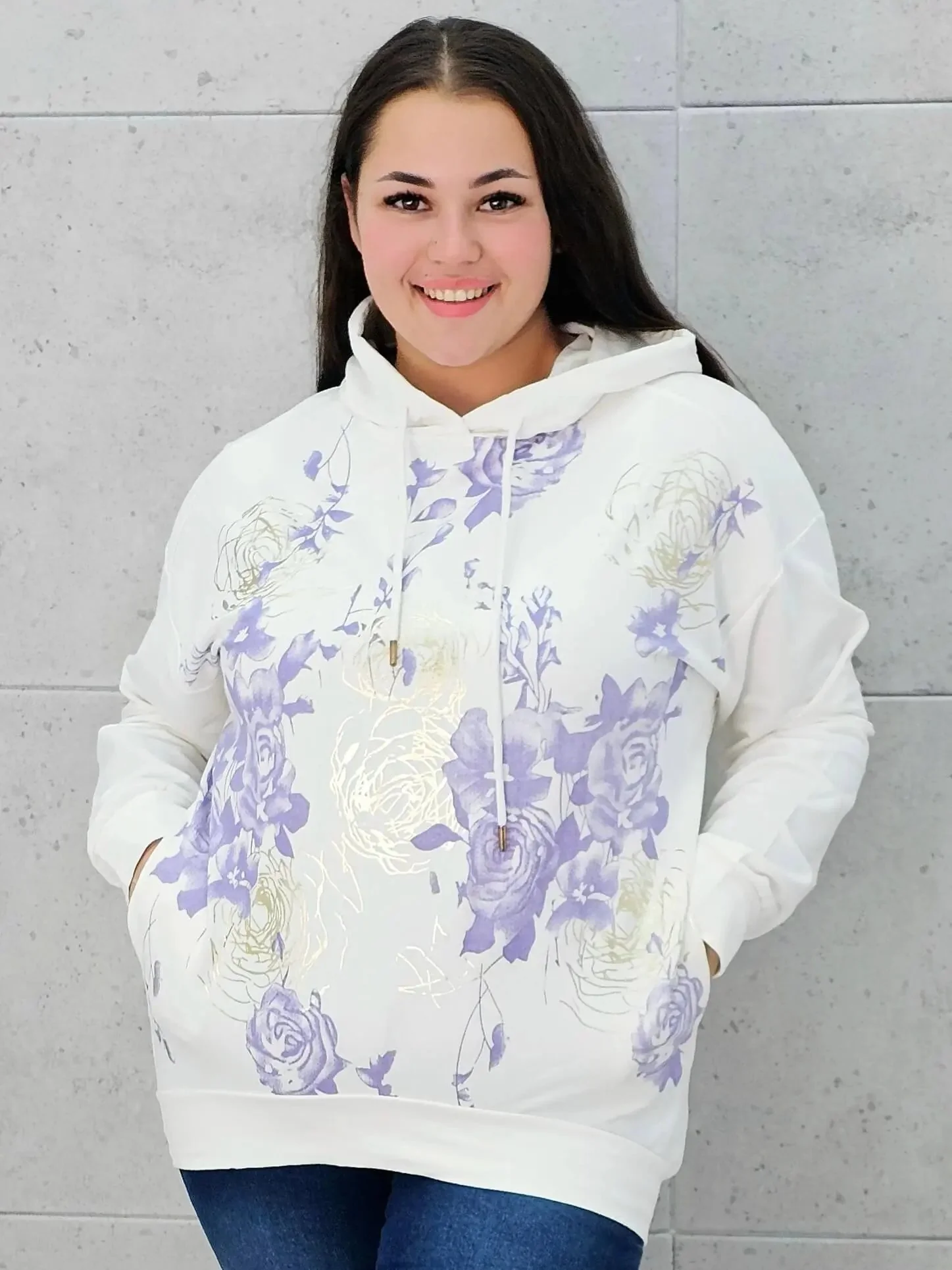 Bluza Plus Size StylowaXL – Romantyczny Kwiatowy Styl i Komfort XXL - Image 6