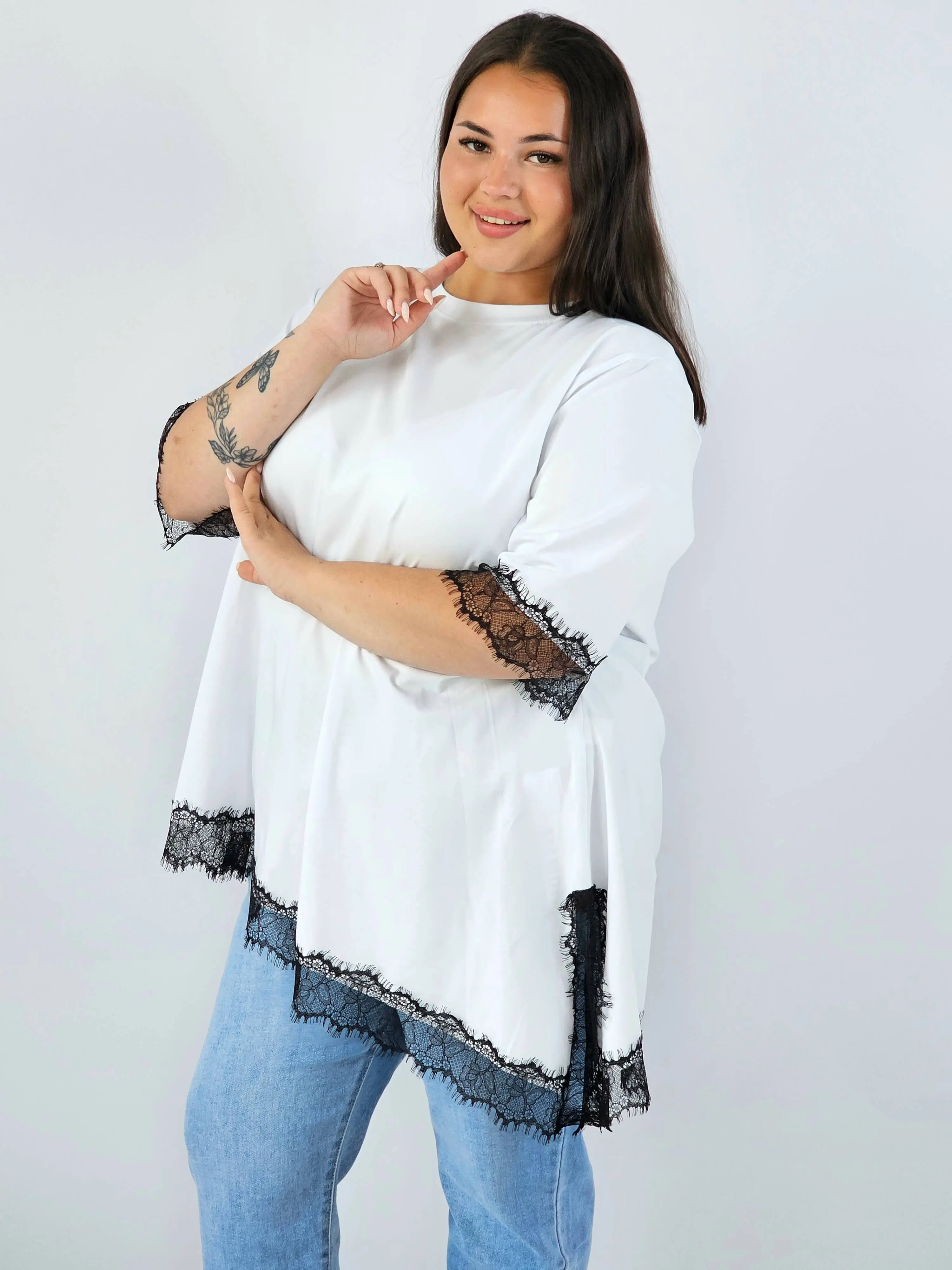 Bluzka  plus size asymetryczna XXL z koronką