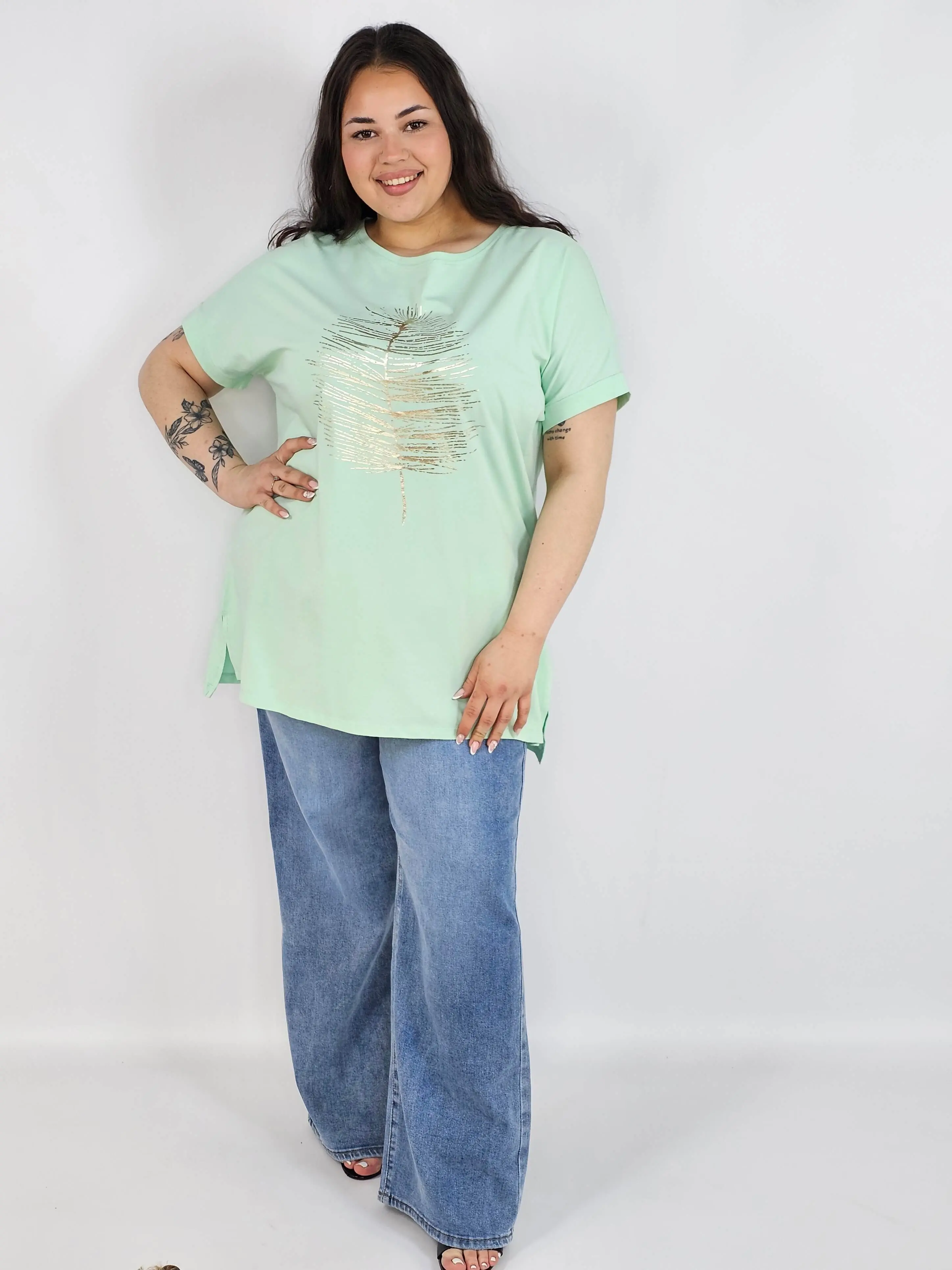 Bluzka plus size, która łączy subtelność z wygodą - Image 5