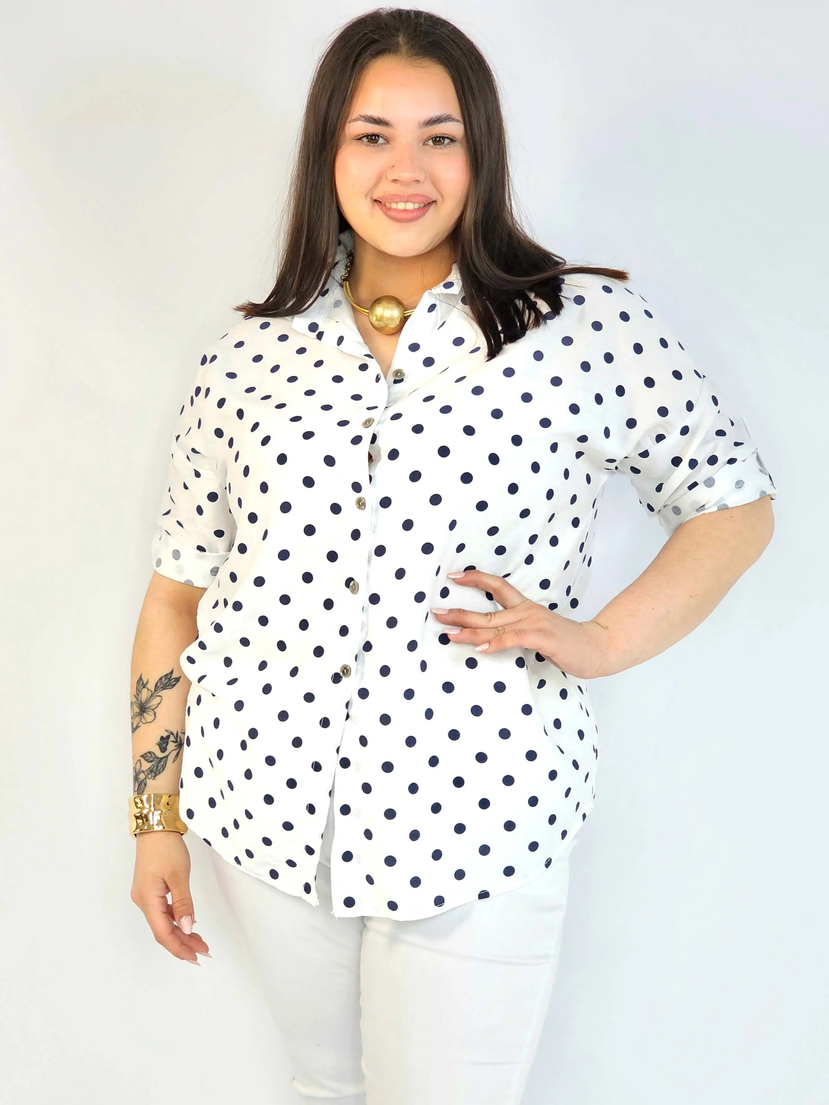 Bluzka plus size koszulowa w grochy – wygodna bluzka XXL - Image 5