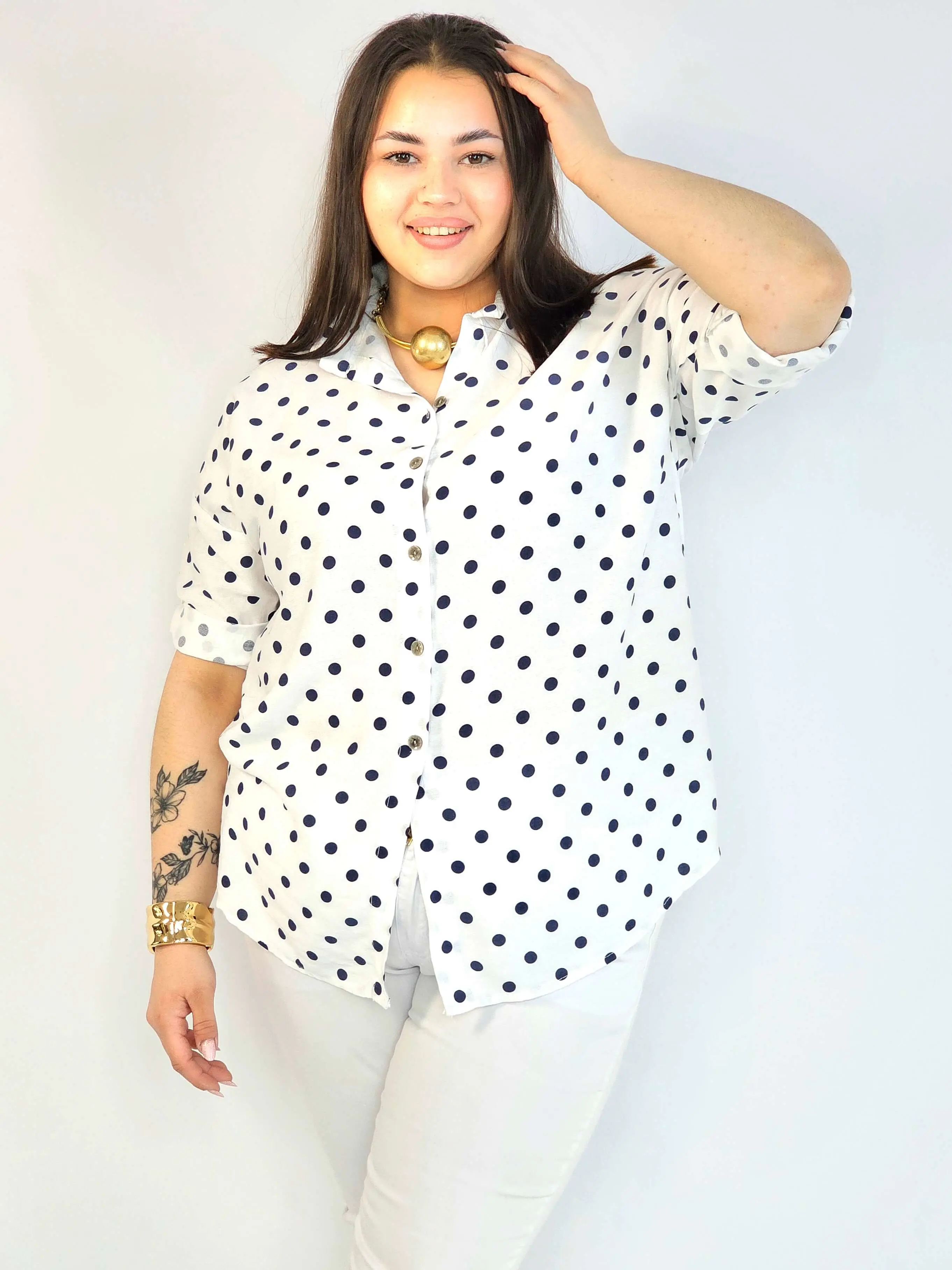 Bluzka plus size koszulowa w grochy – wygodna bluzka XXL - Image 7