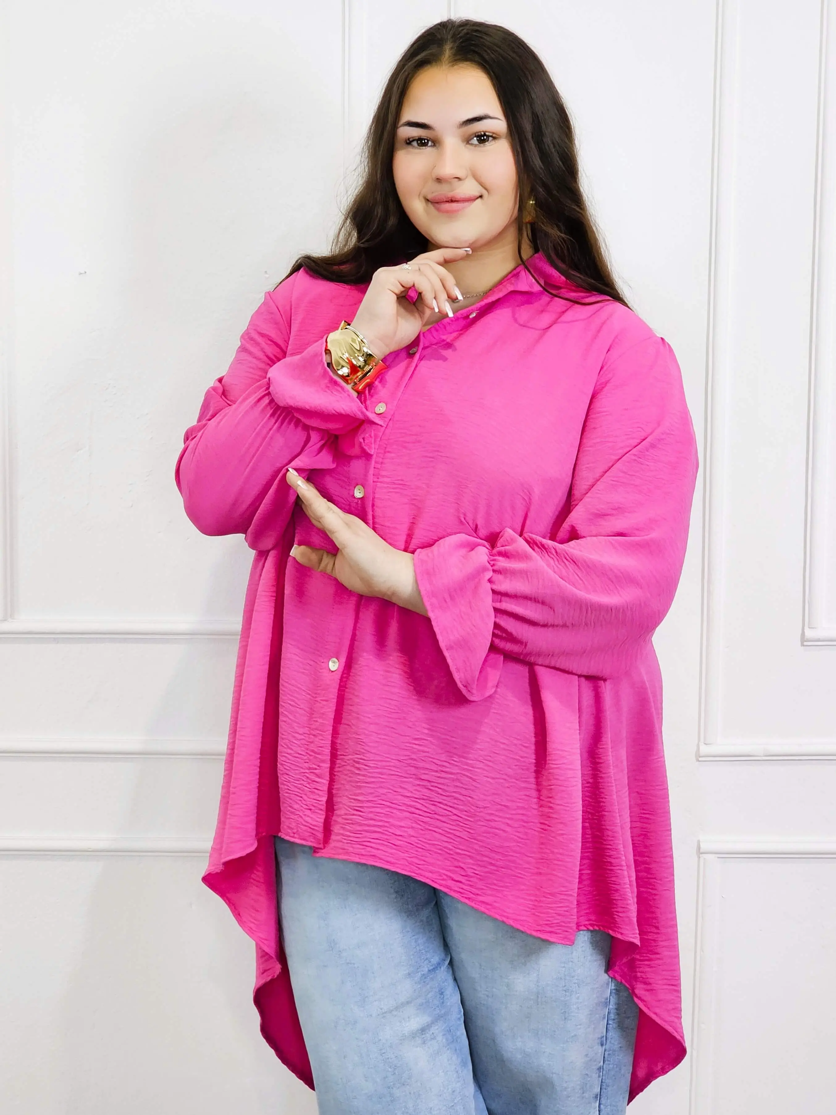 Bluzka plus size koszulowa z dłuższym tyłem – lekka, oversize, na guziki XXL - Image 11