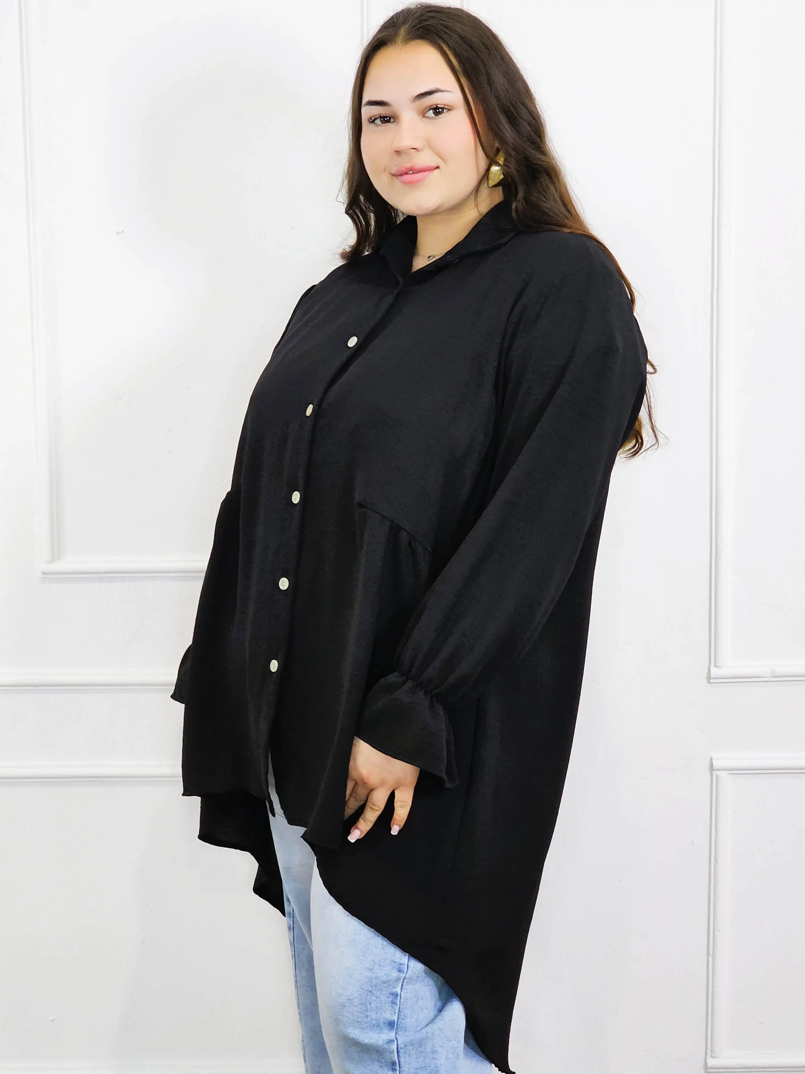 Bluzka plus size koszulowa z dłuższym tyłem – lekka, oversize, na guziki XXL - Image 12