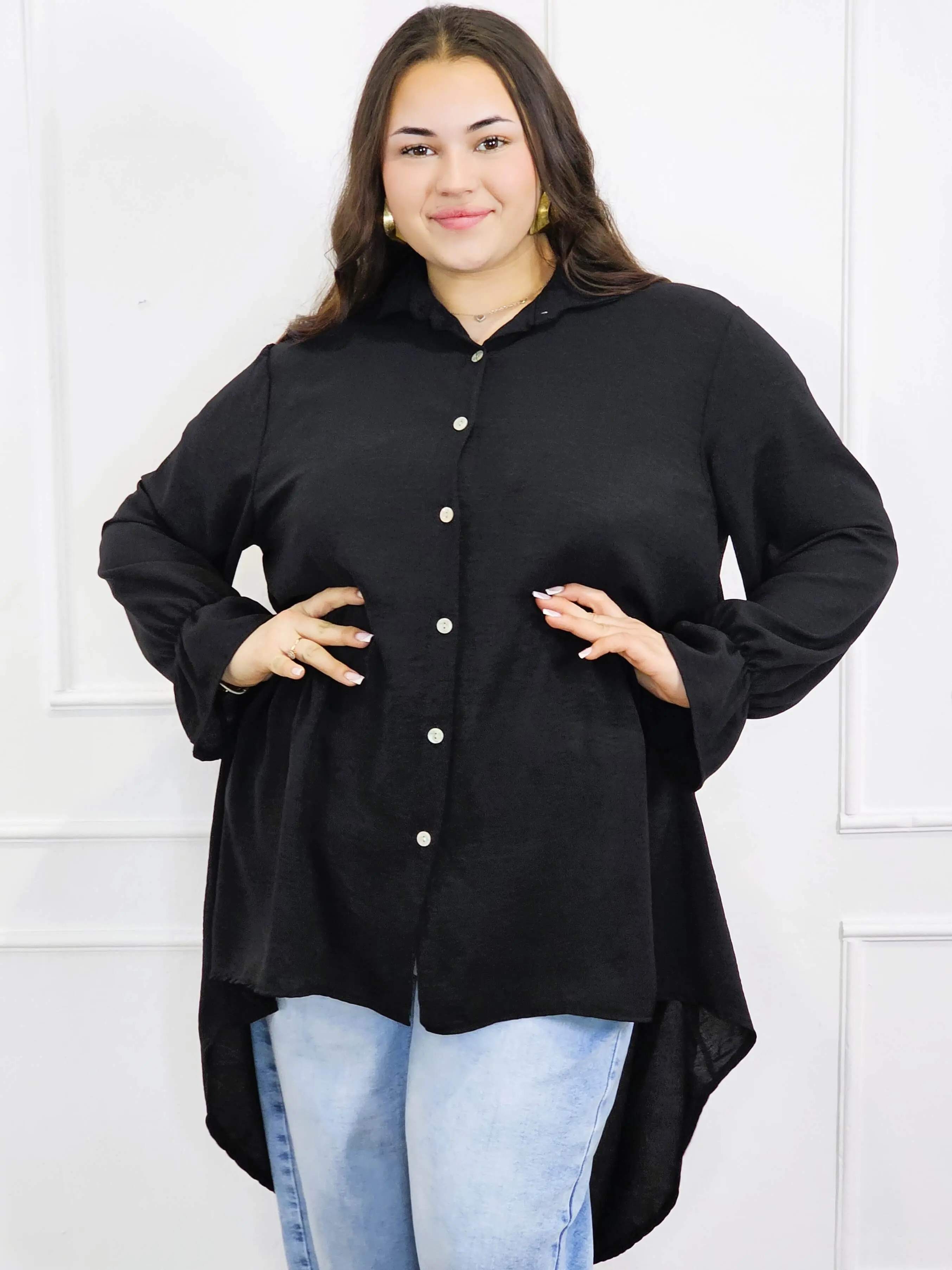 Bluzka plus size koszulowa z dłuższym tyłem – lekka, oversize, na guziki XXL - Image 13