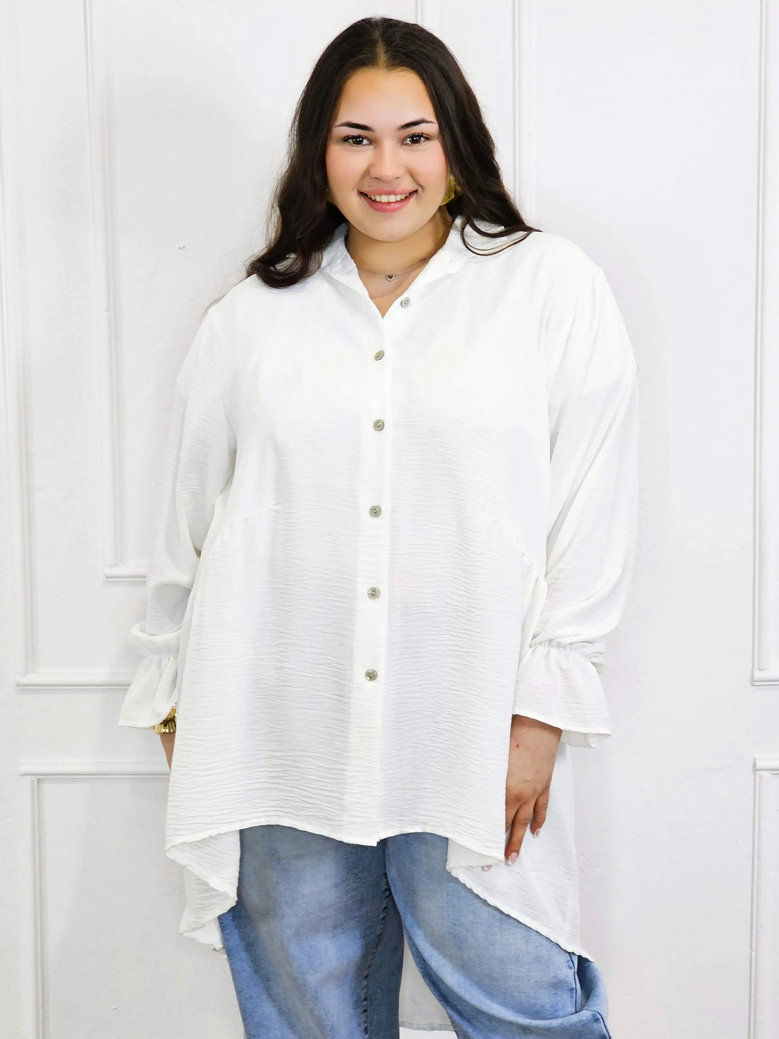 Bluzka plus size koszulowa z dłuższym tyłem – lekka, oversize, na guziki XXL - Image 16