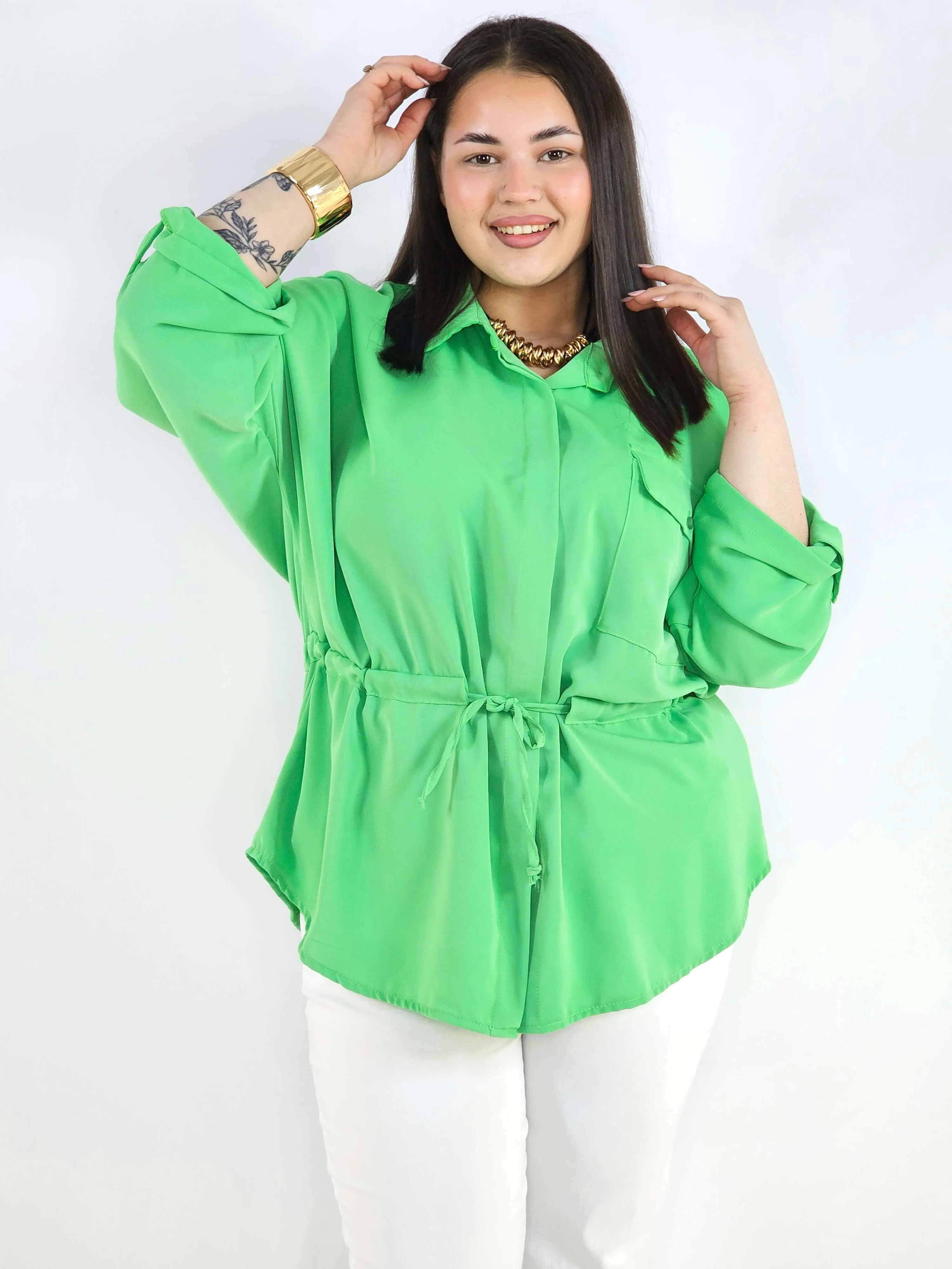 Bluzka plus size koszulowa z kołnierzykiem – elegancka bluzka damska XXL z wiązaniem - Image 10