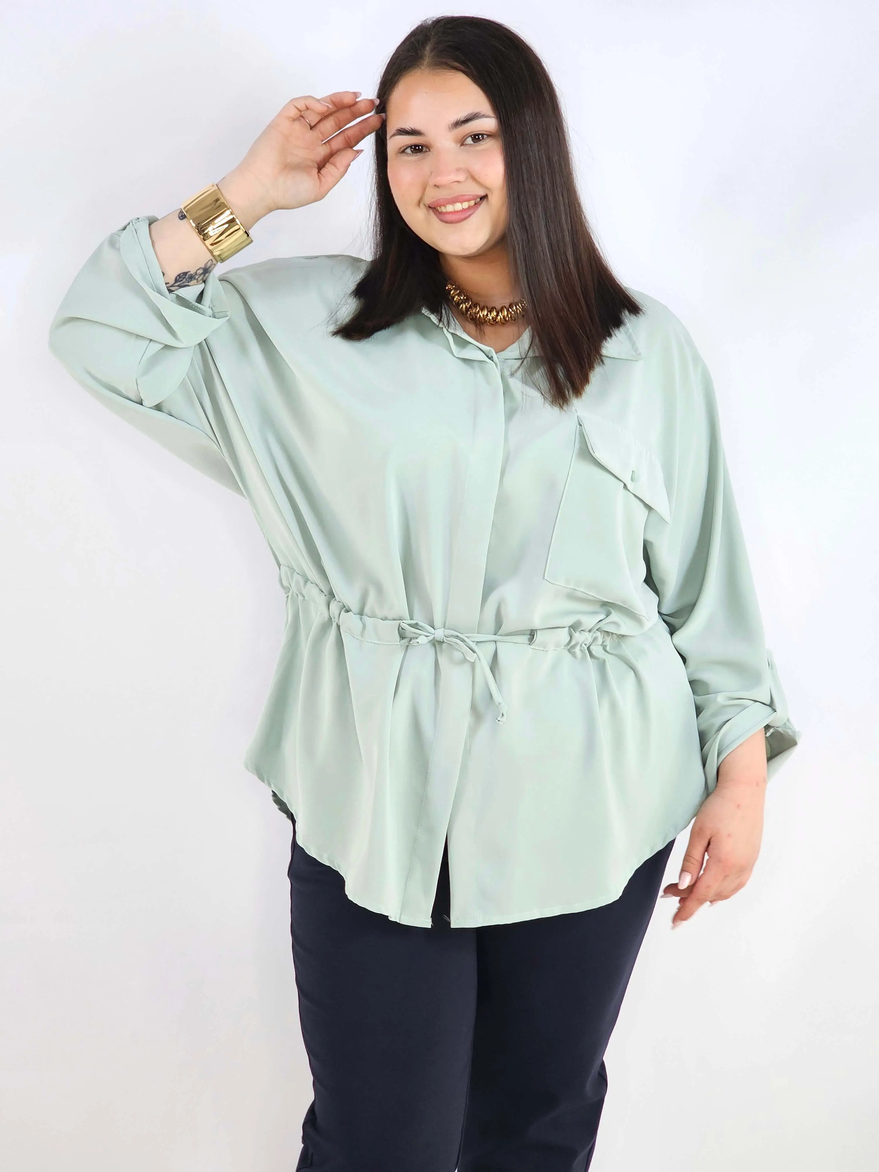 Bluzka plus size koszulowa z kołnierzykiem – elegancka bluzka damska XXL z wiązaniem - Image 3