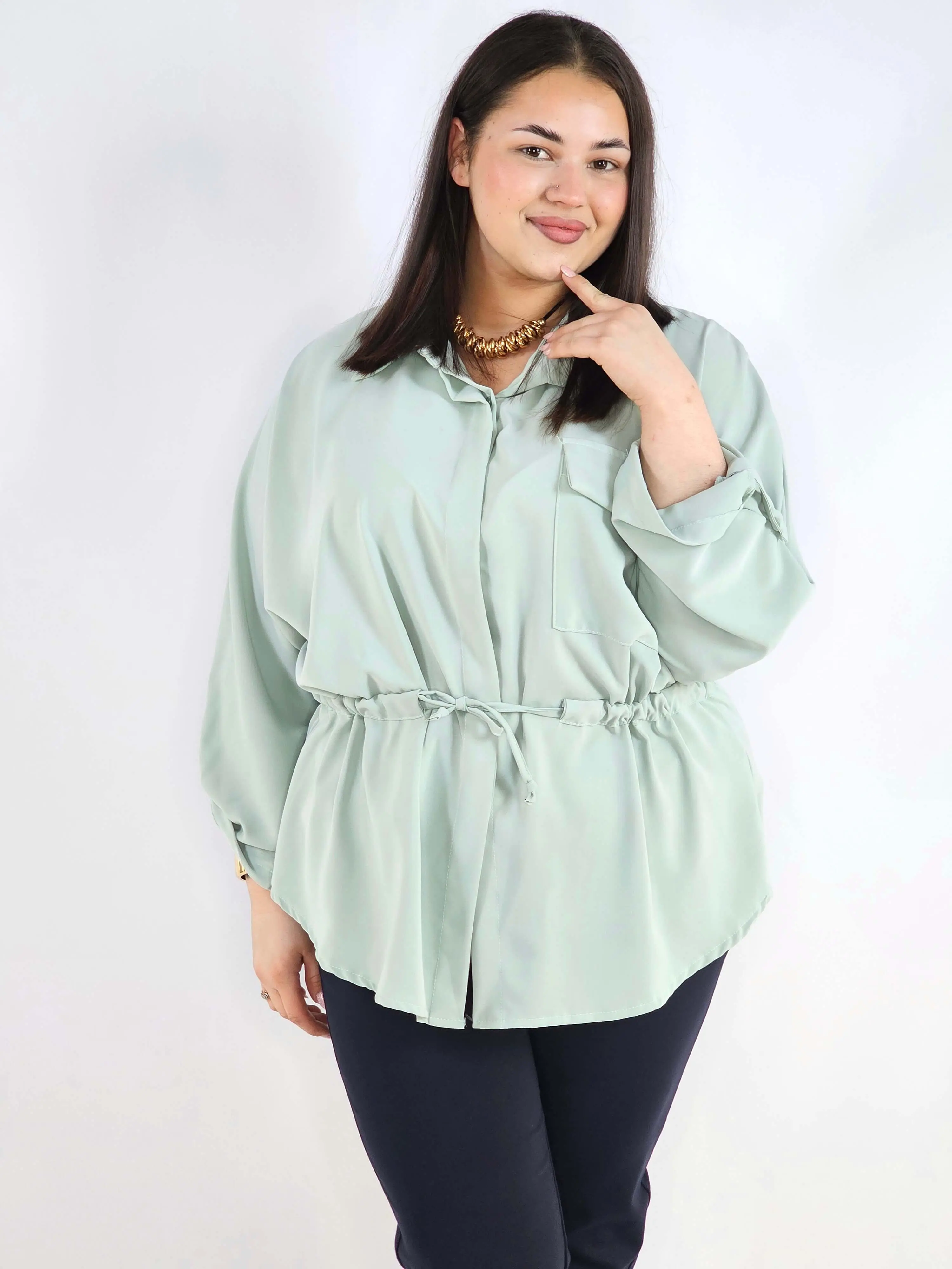 Bluzka plus size koszulowa z kołnierzykiem – elegancka bluzka damska XXL z wiązaniem - Image 5