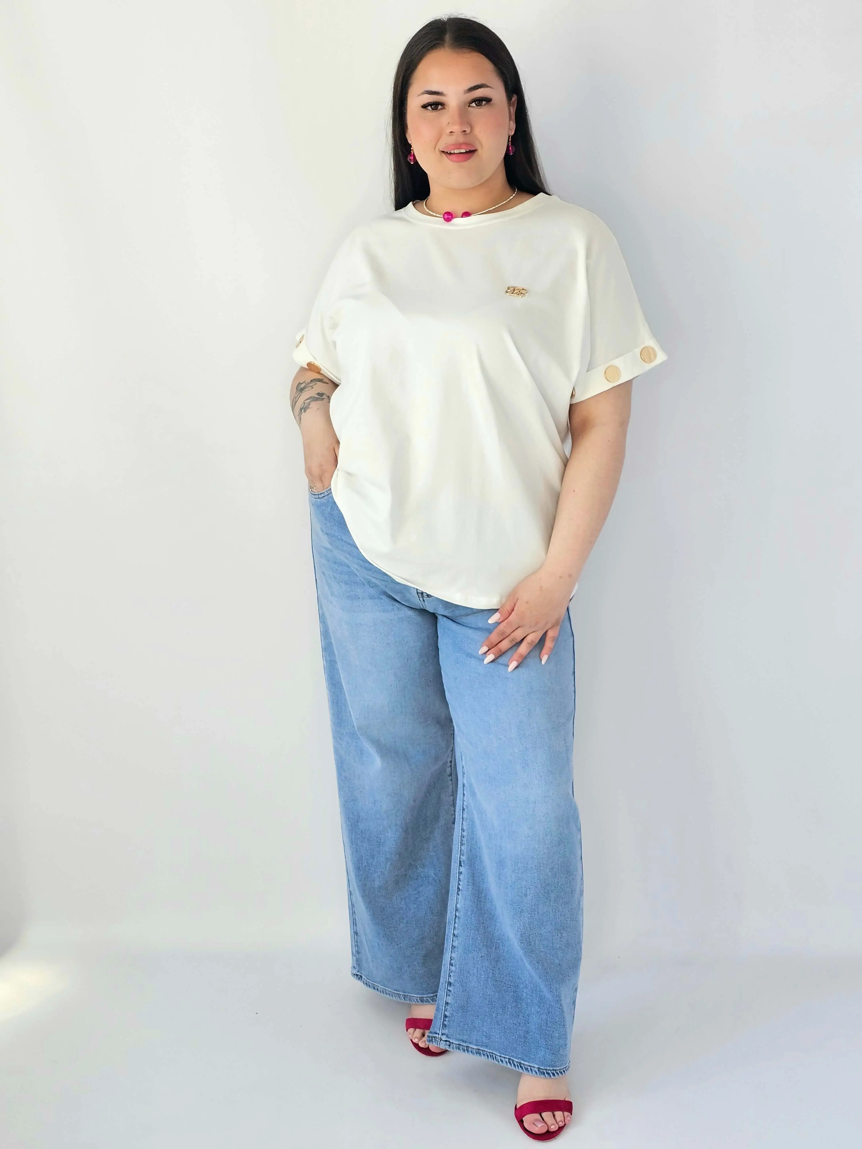Bluzka Plus Size Luźna Z Krótkim Rękawem I Ozdobnymi Detalami - Image 33