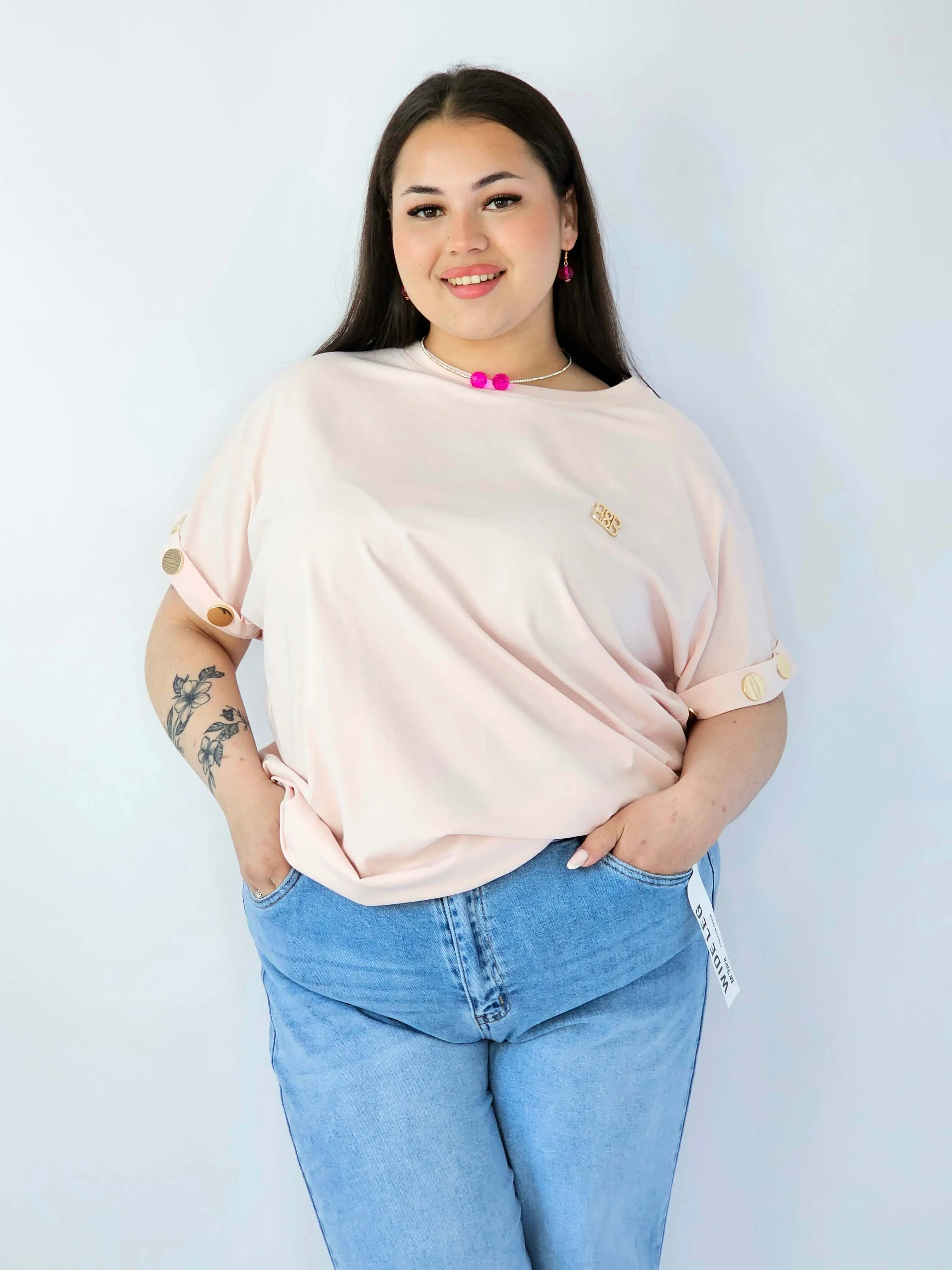 Bluzka Plus Size Luźna Z Krótkim Rękawem I Ozdobnymi Detalami - Image 43