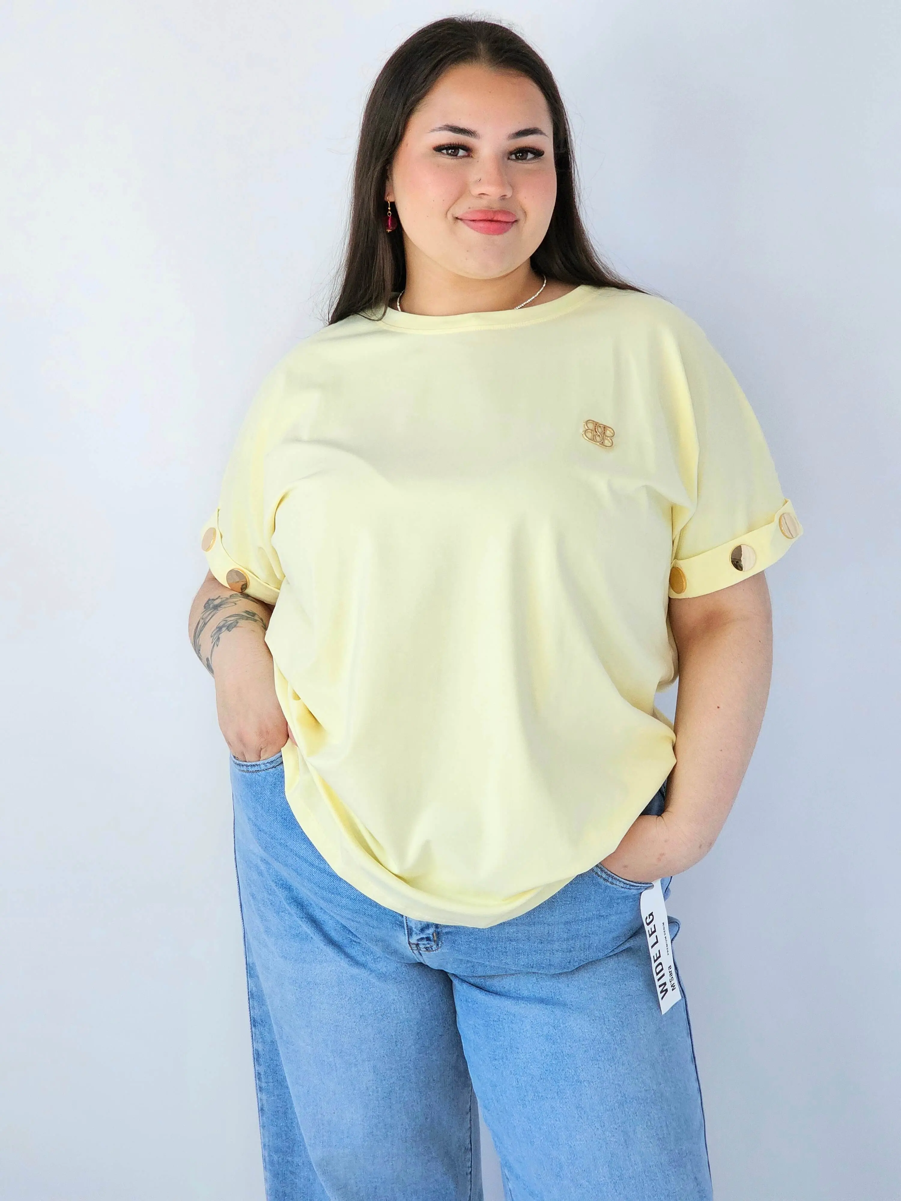Bluzka Plus Size Luźna Z Krótkim Rękawem I Ozdobnymi Detalami - Image 9