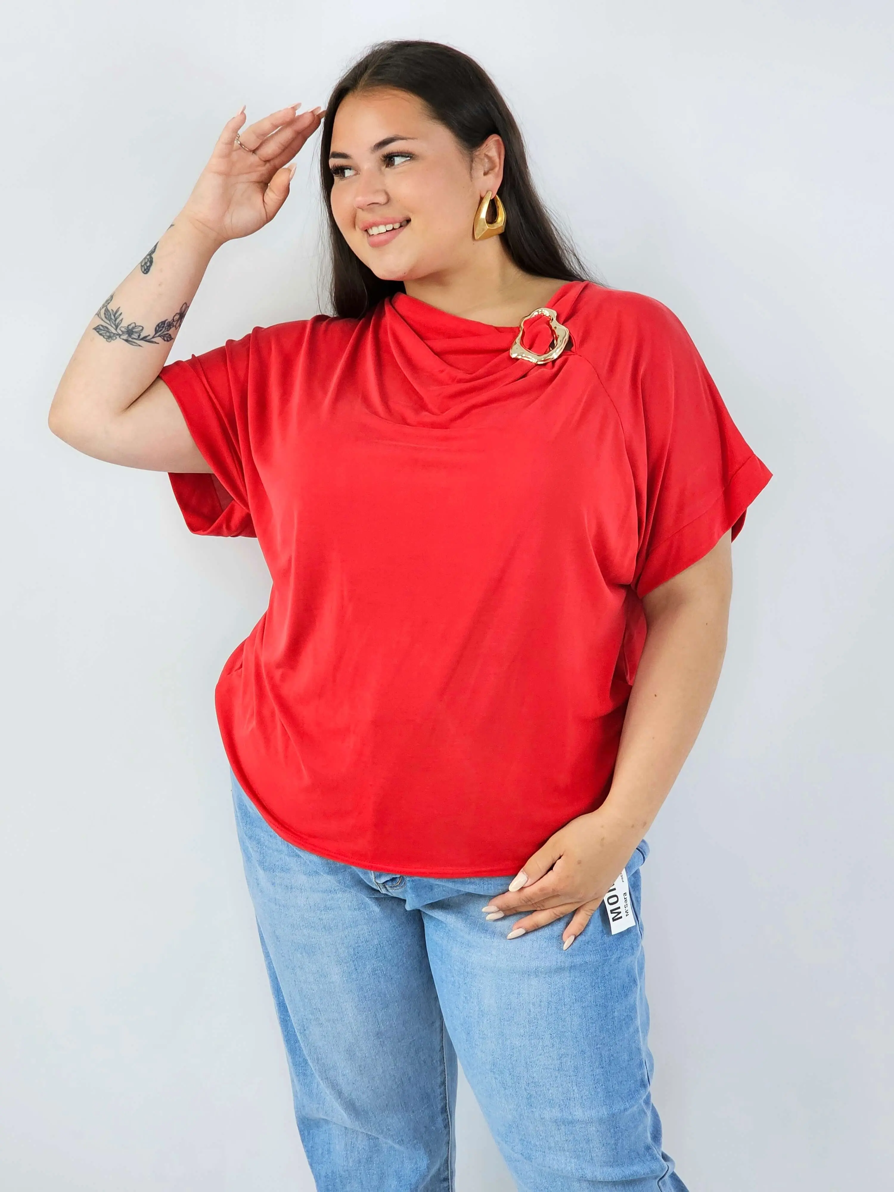 Bluzka plus size XXL z ozdobną broszką – elegancka i modna - Image 8
