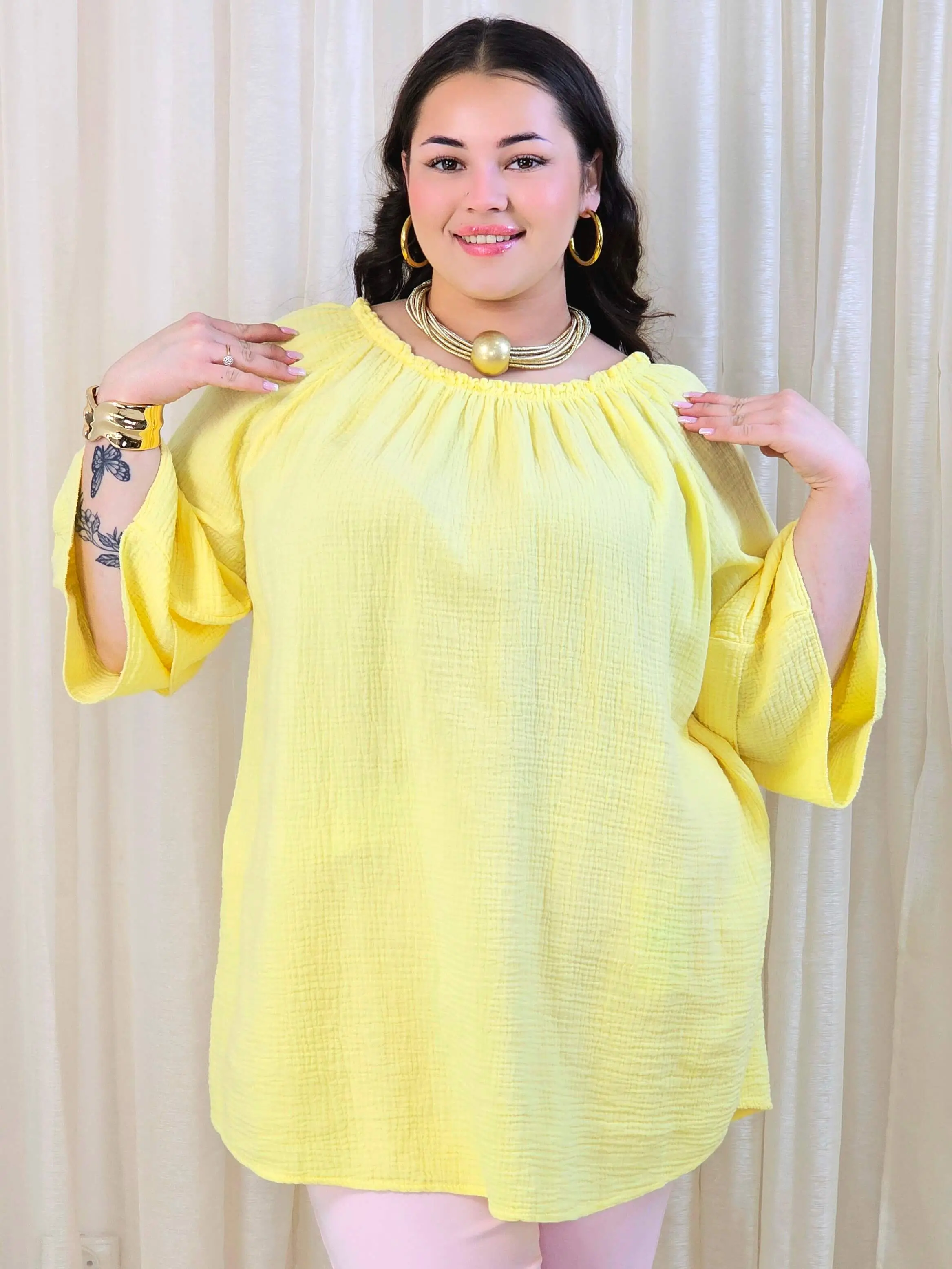 Bluzka plus size z falbanami na rękawach – lekka i kobieca forma na co dzień i okazje - Image 15