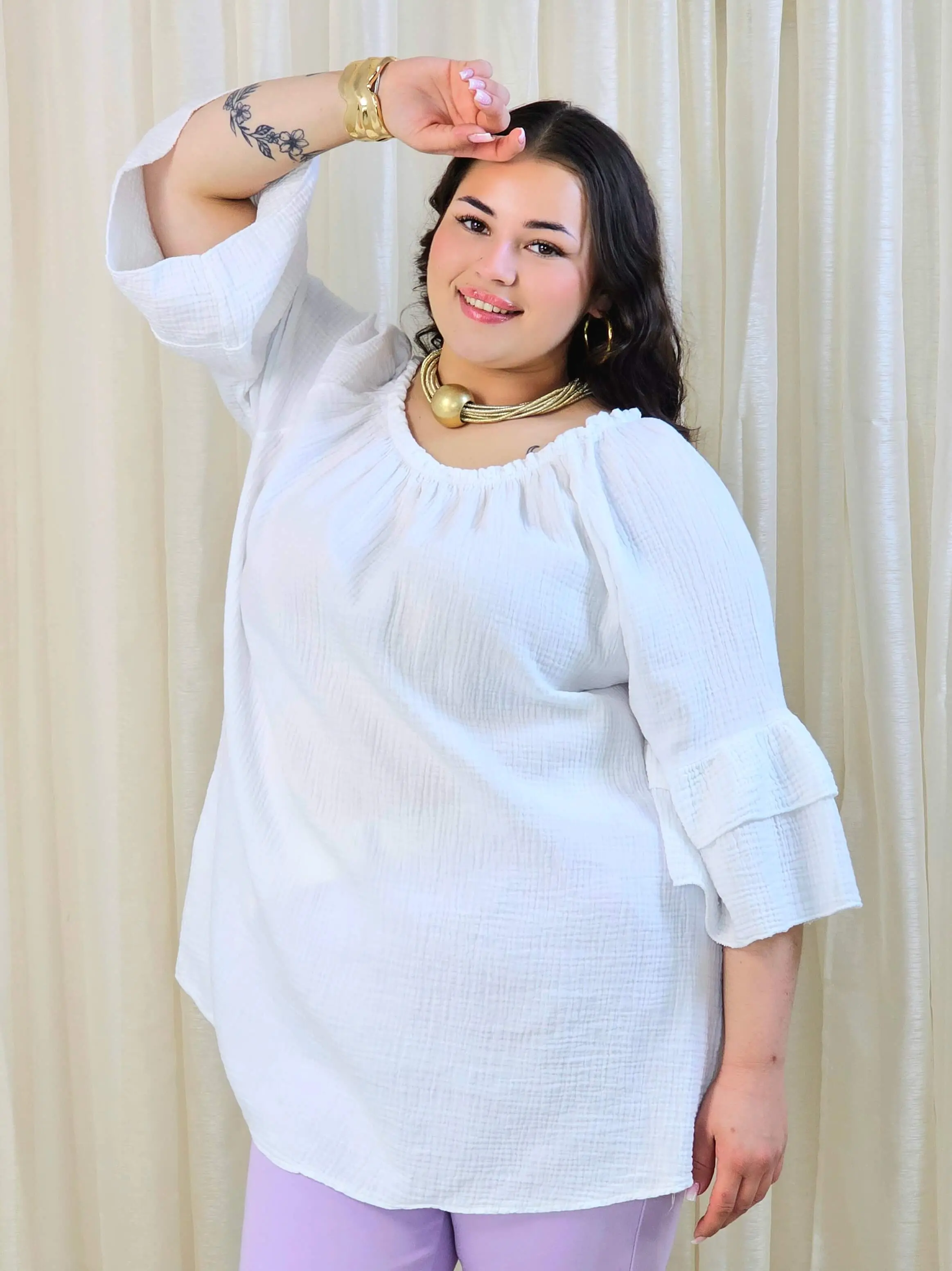 Bluzka plus size z falbanami na rękawach – lekka i kobieca forma na co dzień i okazje - Image 7