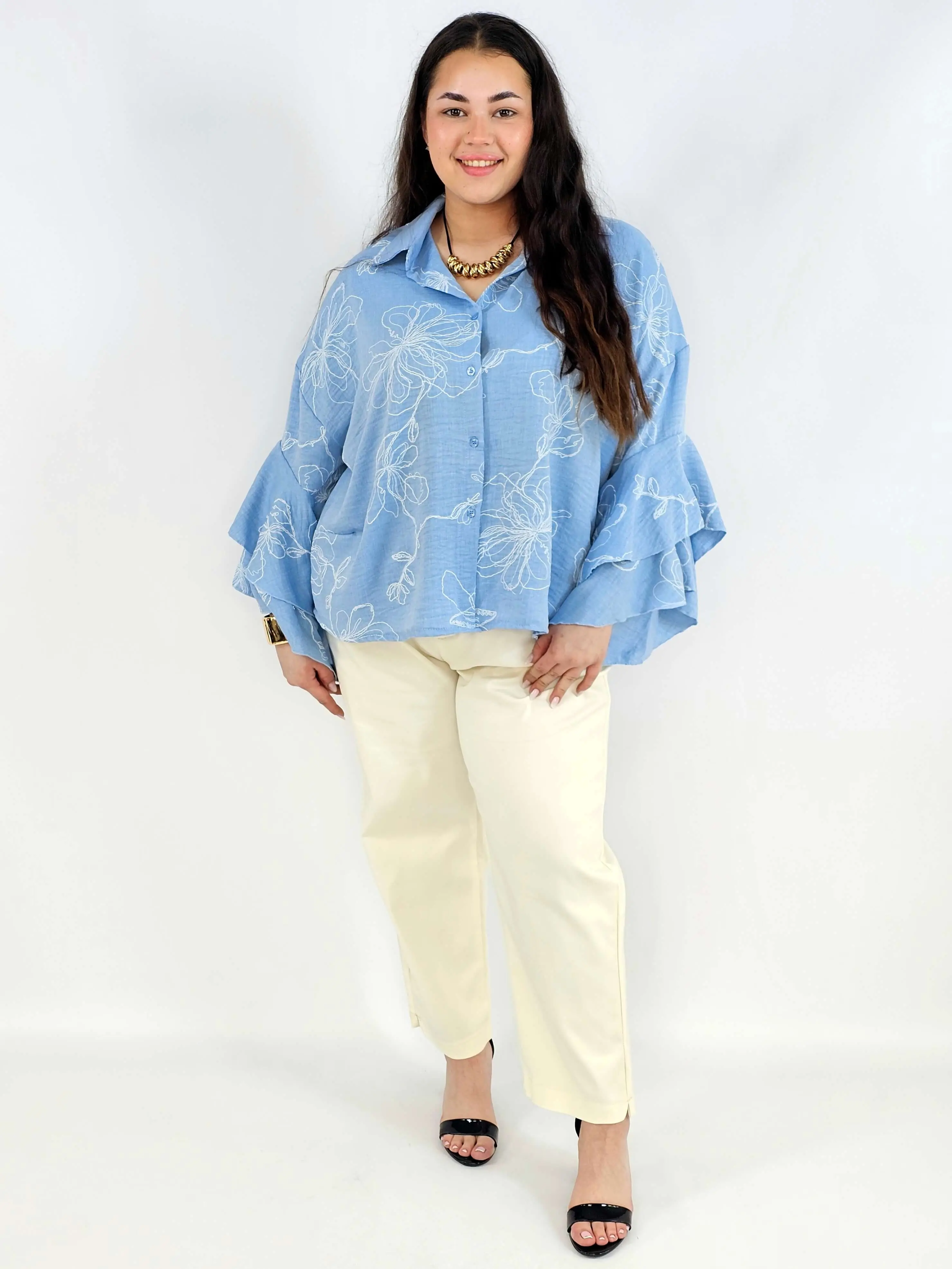 Bluzka plus size z falbaniastym rękawem i kwiatowym wzorem - Image 3