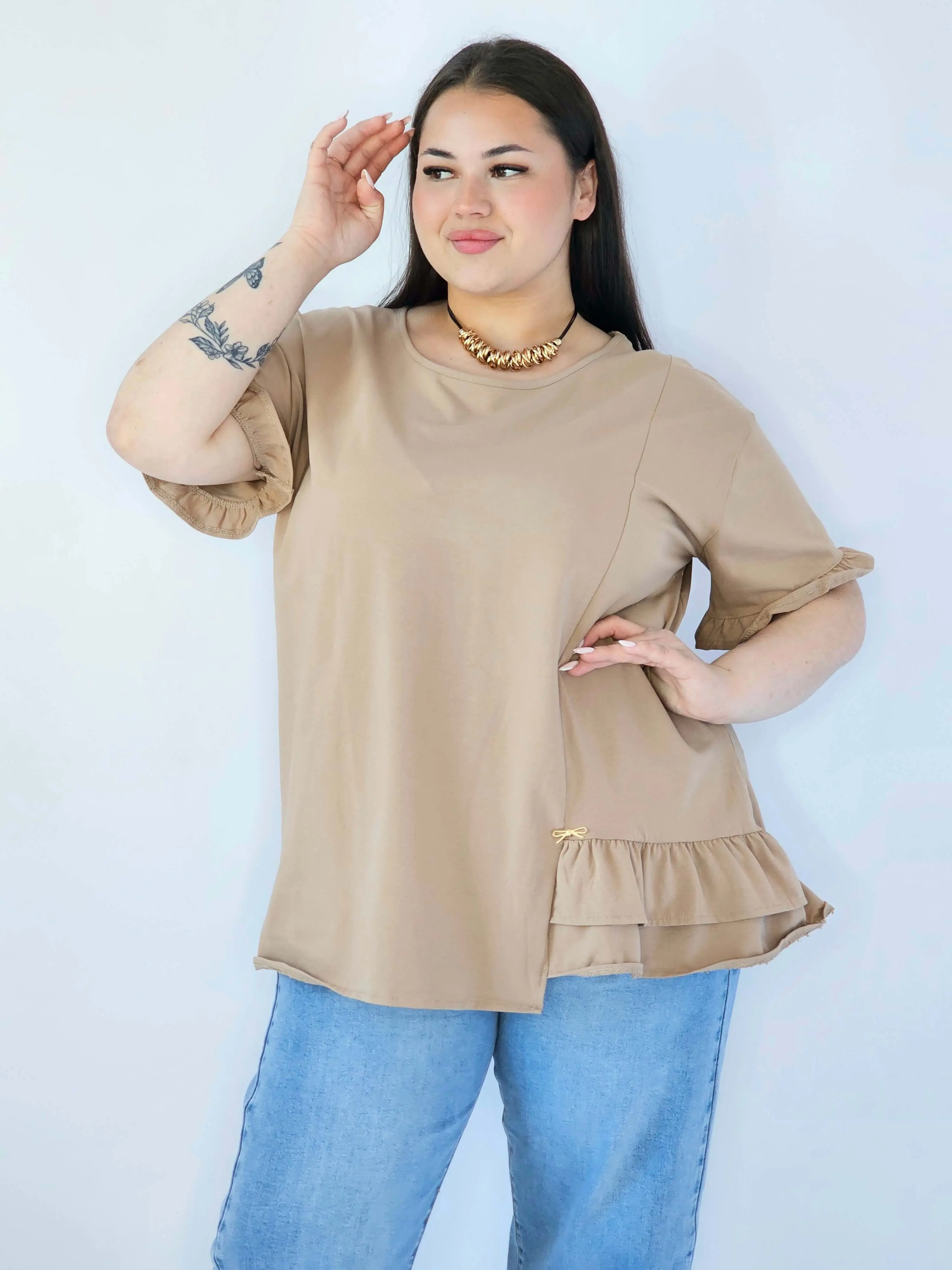 Bluzka Plus Size Z Falbanką I Ozdobnym Wykończeniem