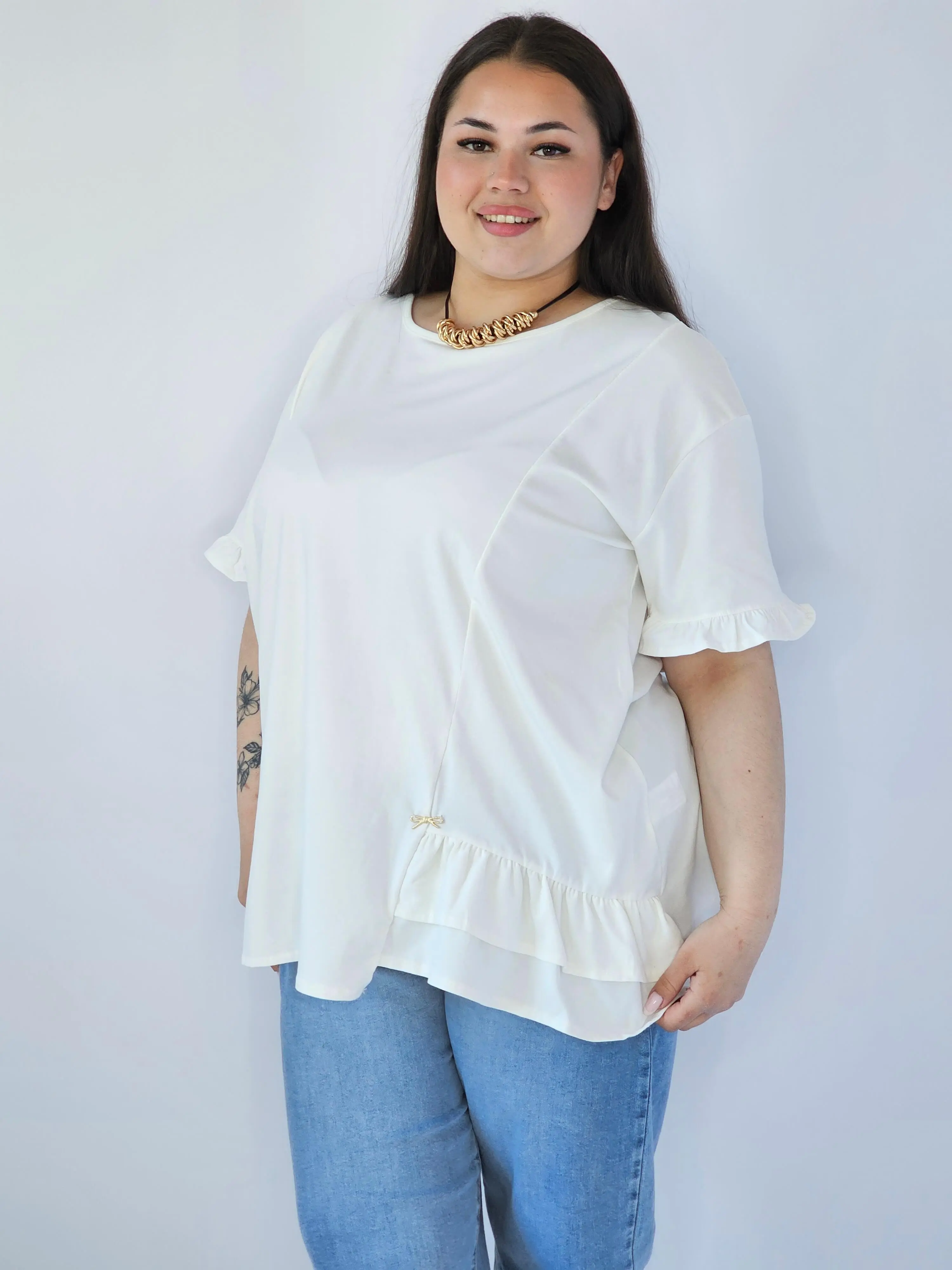 Bluzka Plus Size Z Falbanką I Ozdobnym Wykończeniem - Image 15