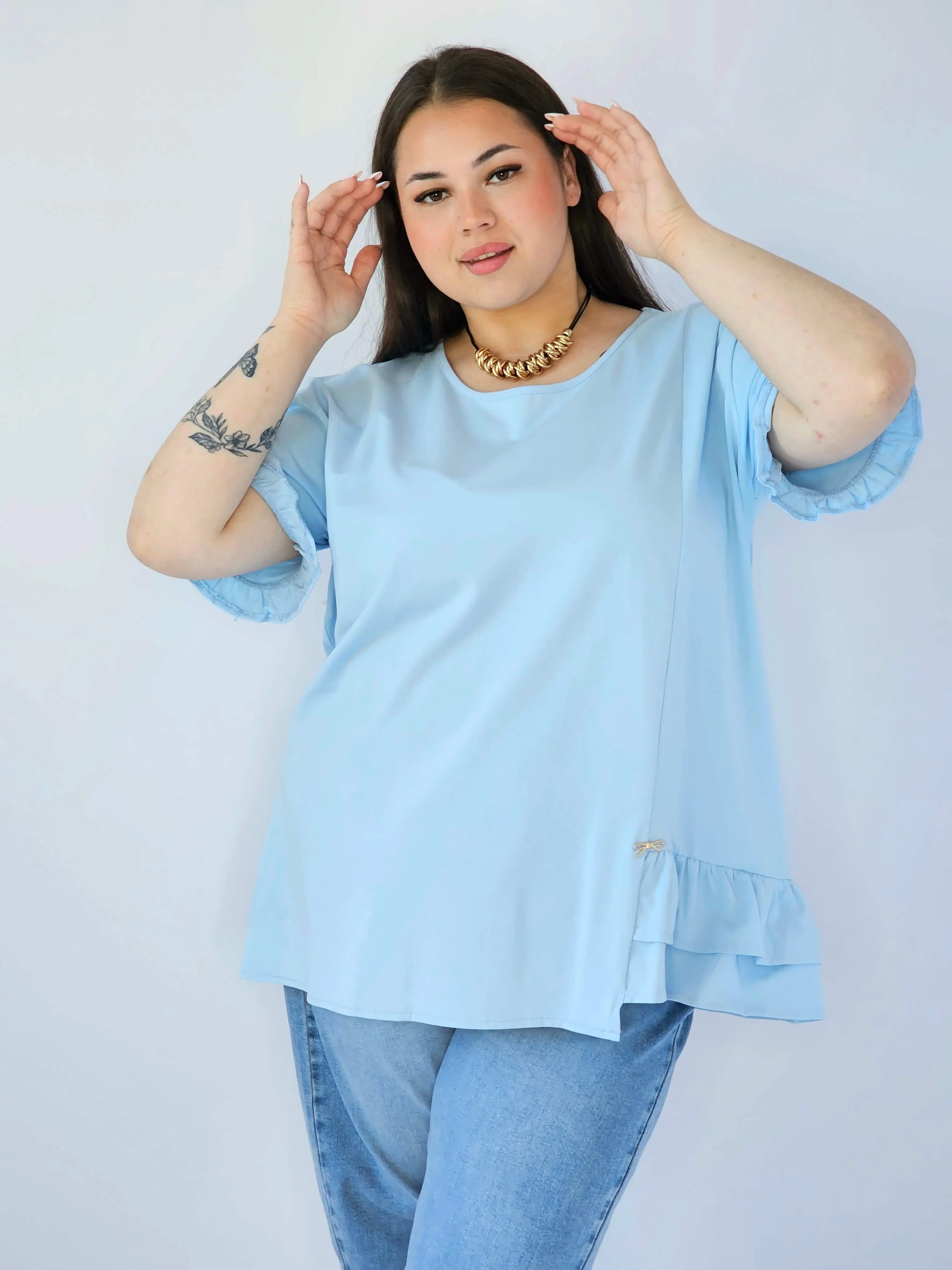 Bluzka Plus Size Z Falbanką I Ozdobnym Wykończeniem - Image 19