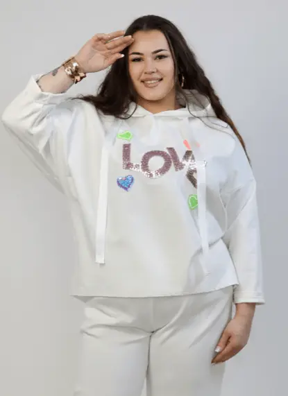 Bluzka plus size z kapturem LOVE – modna bluzka XXL - Image 3