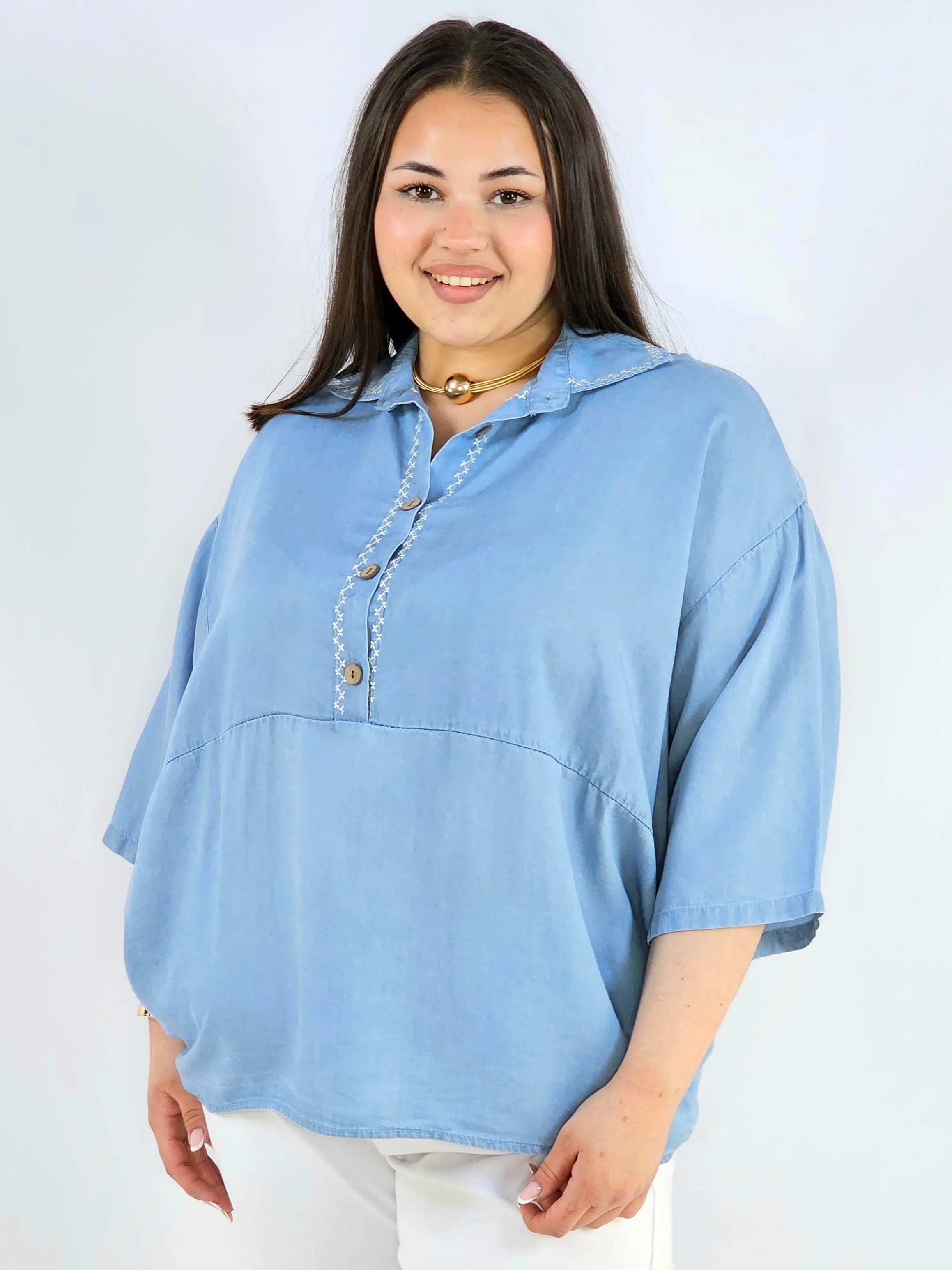 Bluzka plus size z kołnierzykiem i guziczkami XXL – luźny styl - Image 11