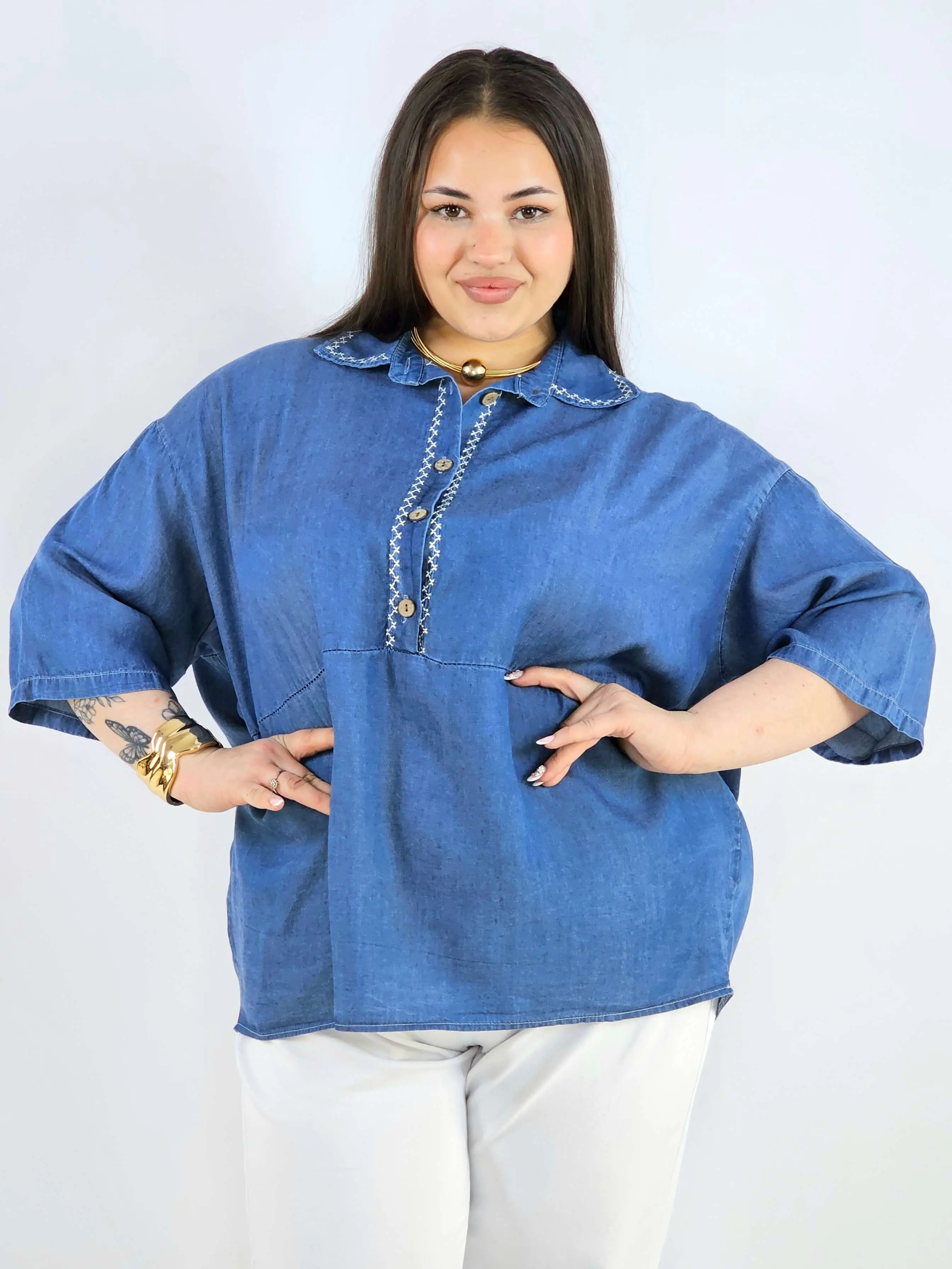 Bluzka plus size z kołnierzykiem i guziczkami XXL – luźny styl - Image 7