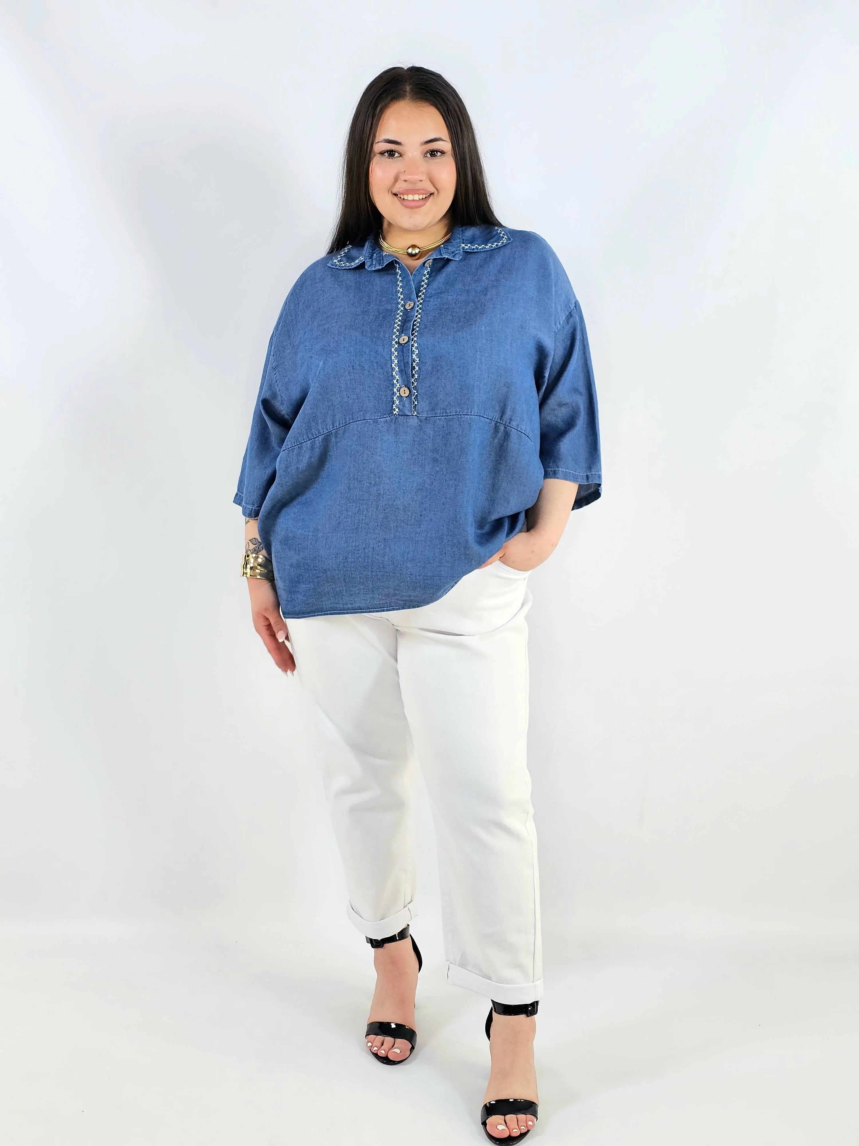 Bluzka plus size z kołnierzykiem i guziczkami XXL – luźny styl - Image 8