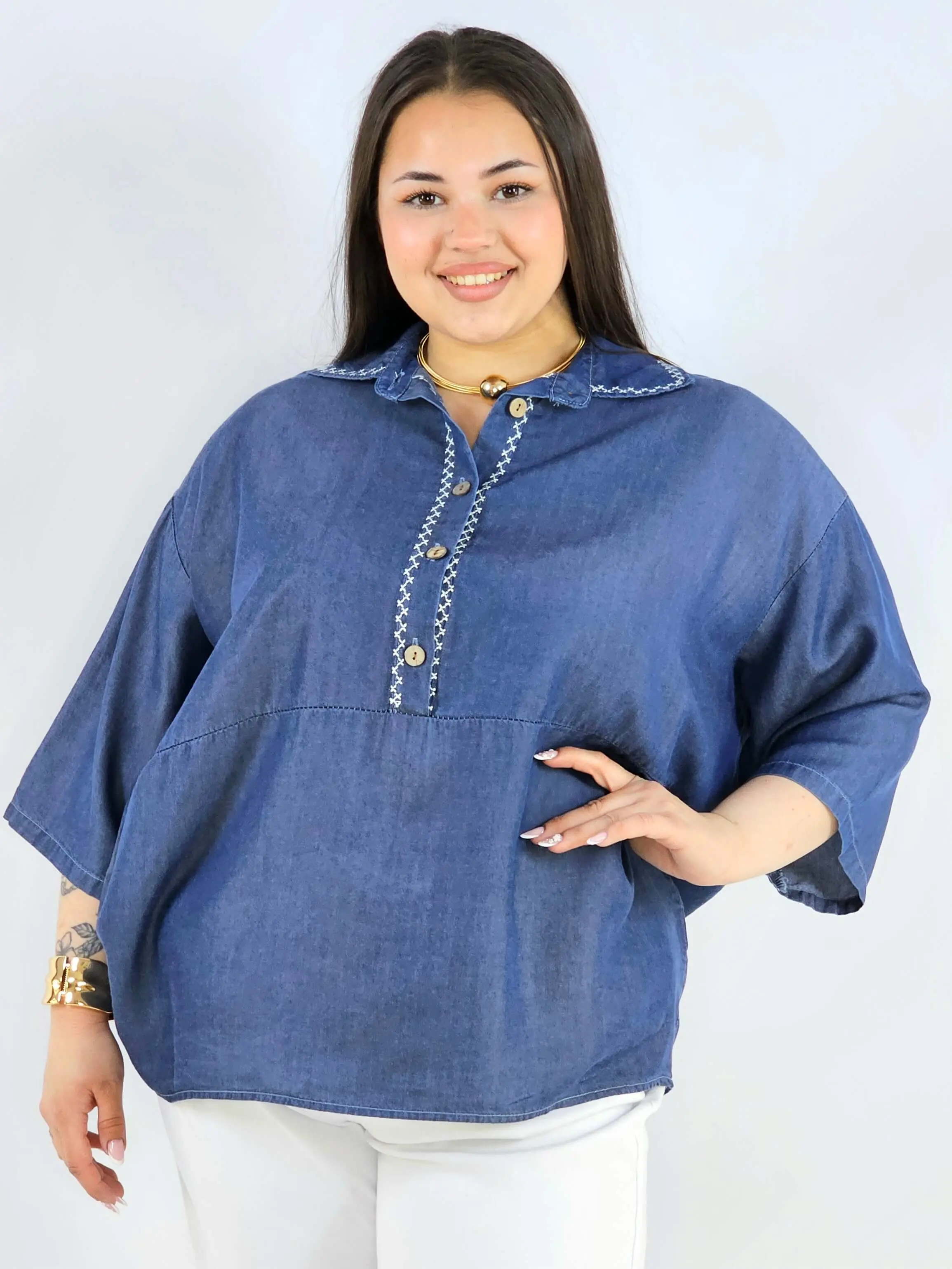 Bluzka plus size z kołnierzykiem i guziczkami XXL – luźny styl - Image 9
