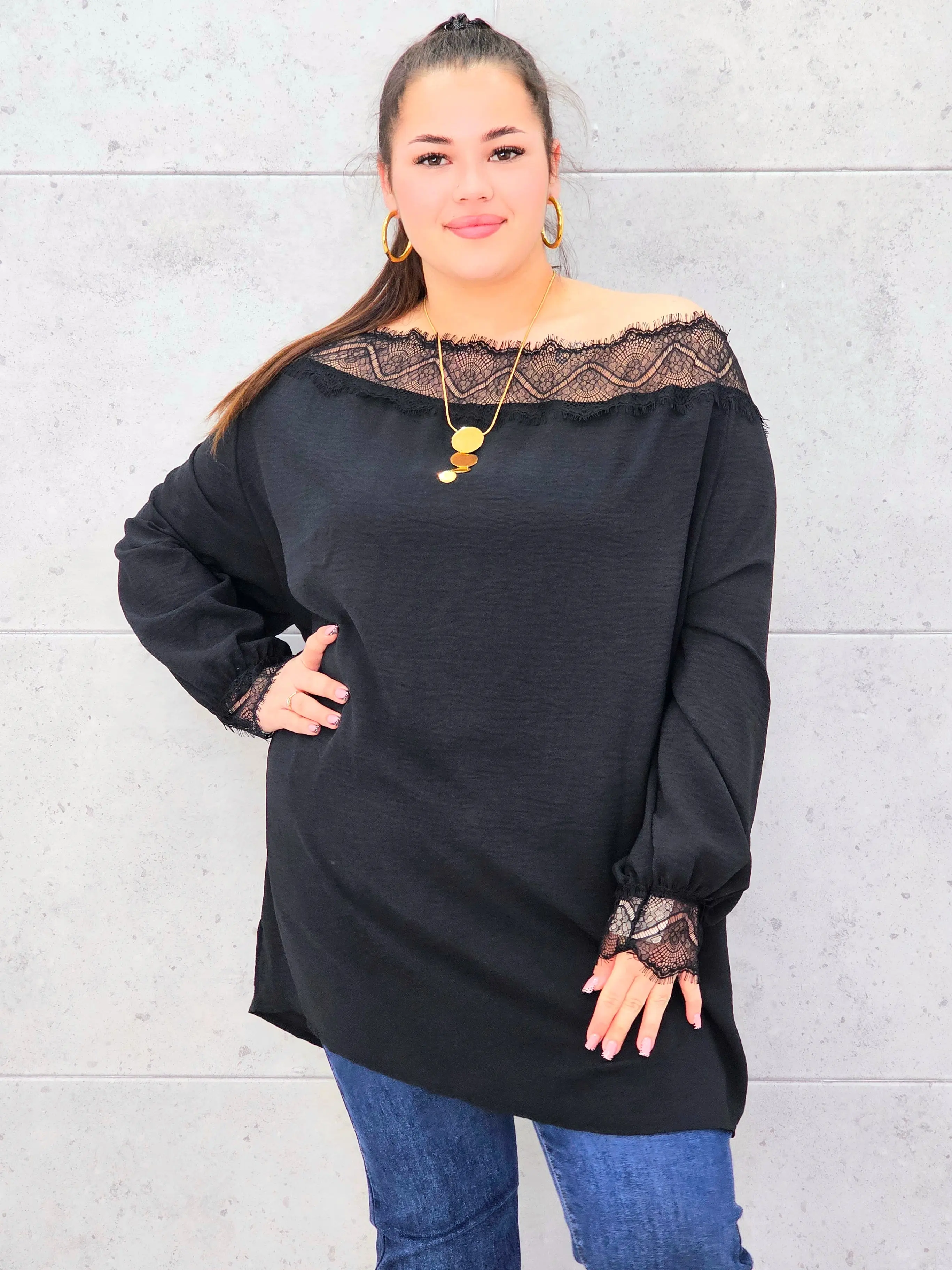 Bluzka plus size z koronką – elegancka bluzka damska XXL - Image 5