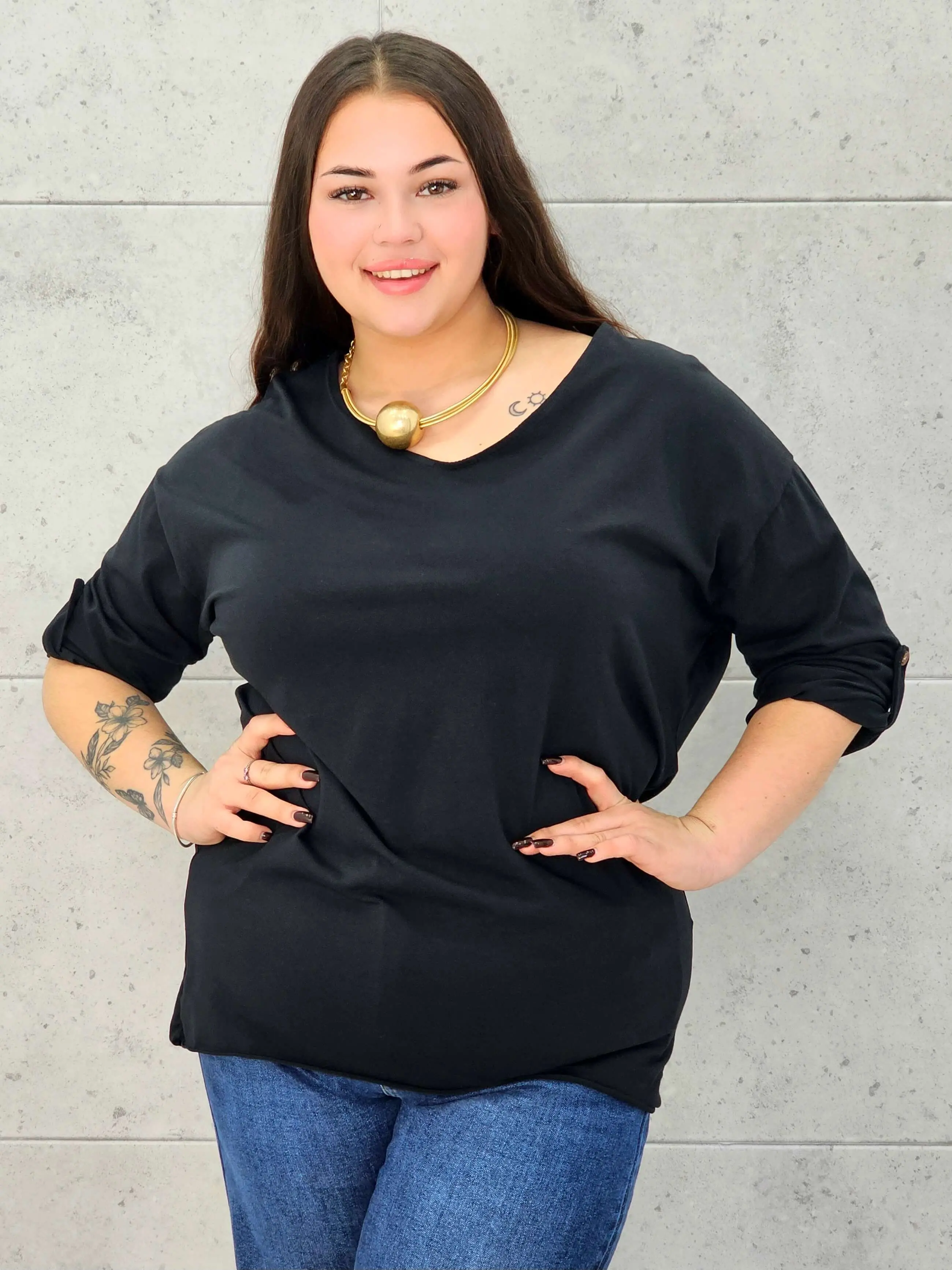 Bluzka Plus Size z Wiązaniem StylowaXL – Wygoda i Subtelna Elegancja dla Kobiet XXL - Image 12