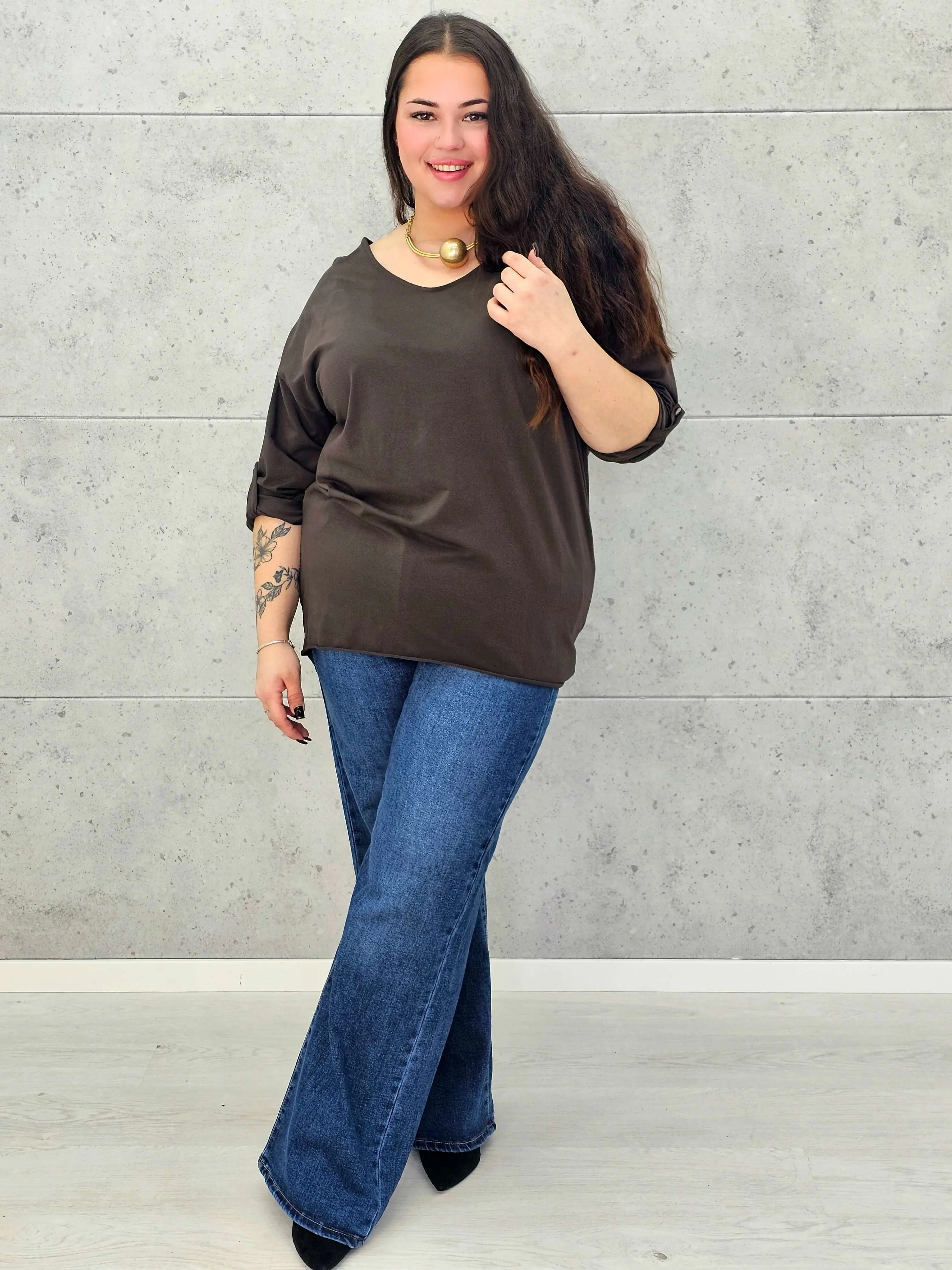 Bluzka Plus Size z Wiązaniem StylowaXL – Wygoda i Subtelna Elegancja dla Kobiet XXL - Image 15
