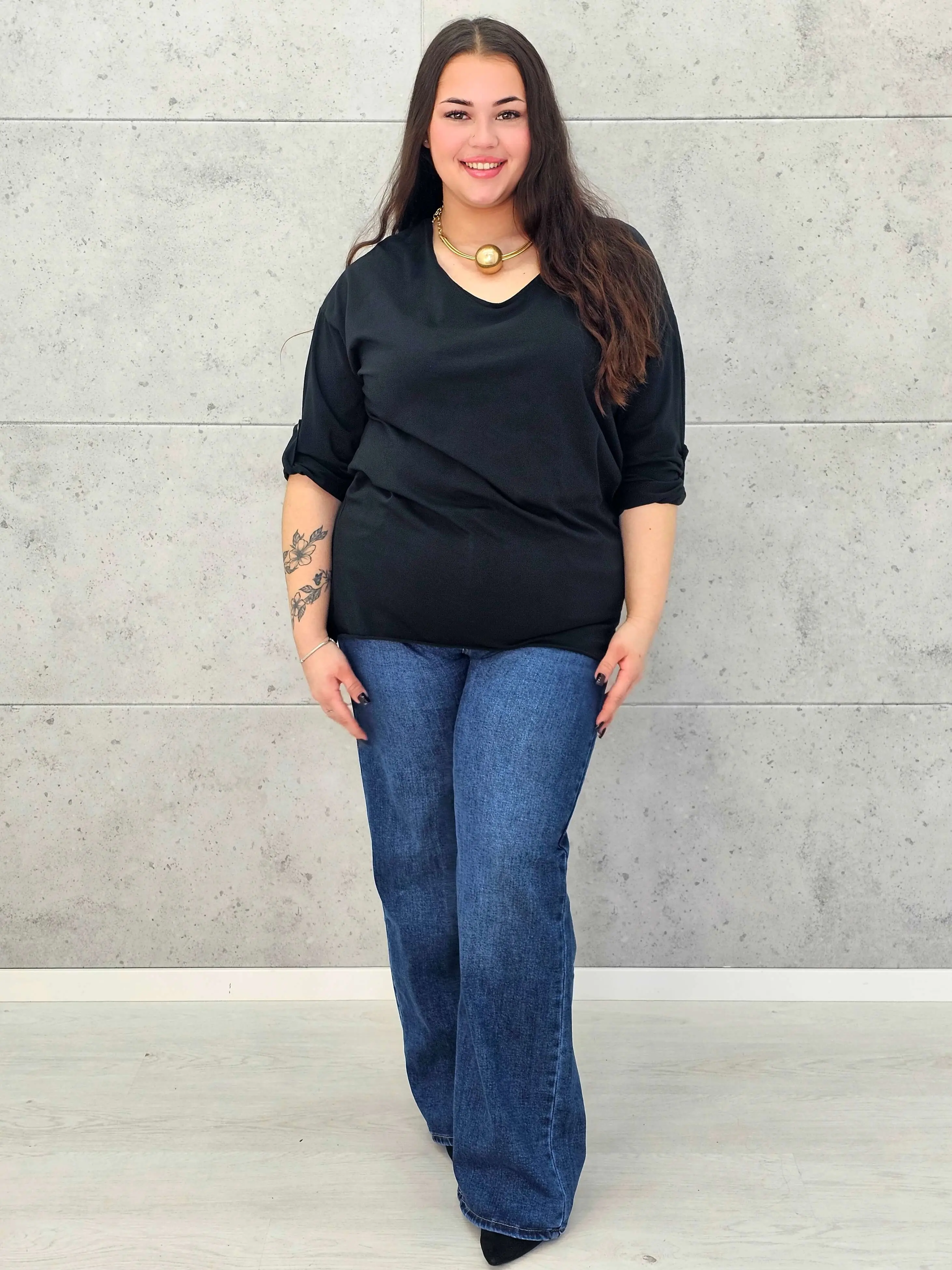 Bluzka Plus Size z Wiązaniem StylowaXL – Wygoda i Subtelna Elegancja dla Kobiet XXL - Image 8