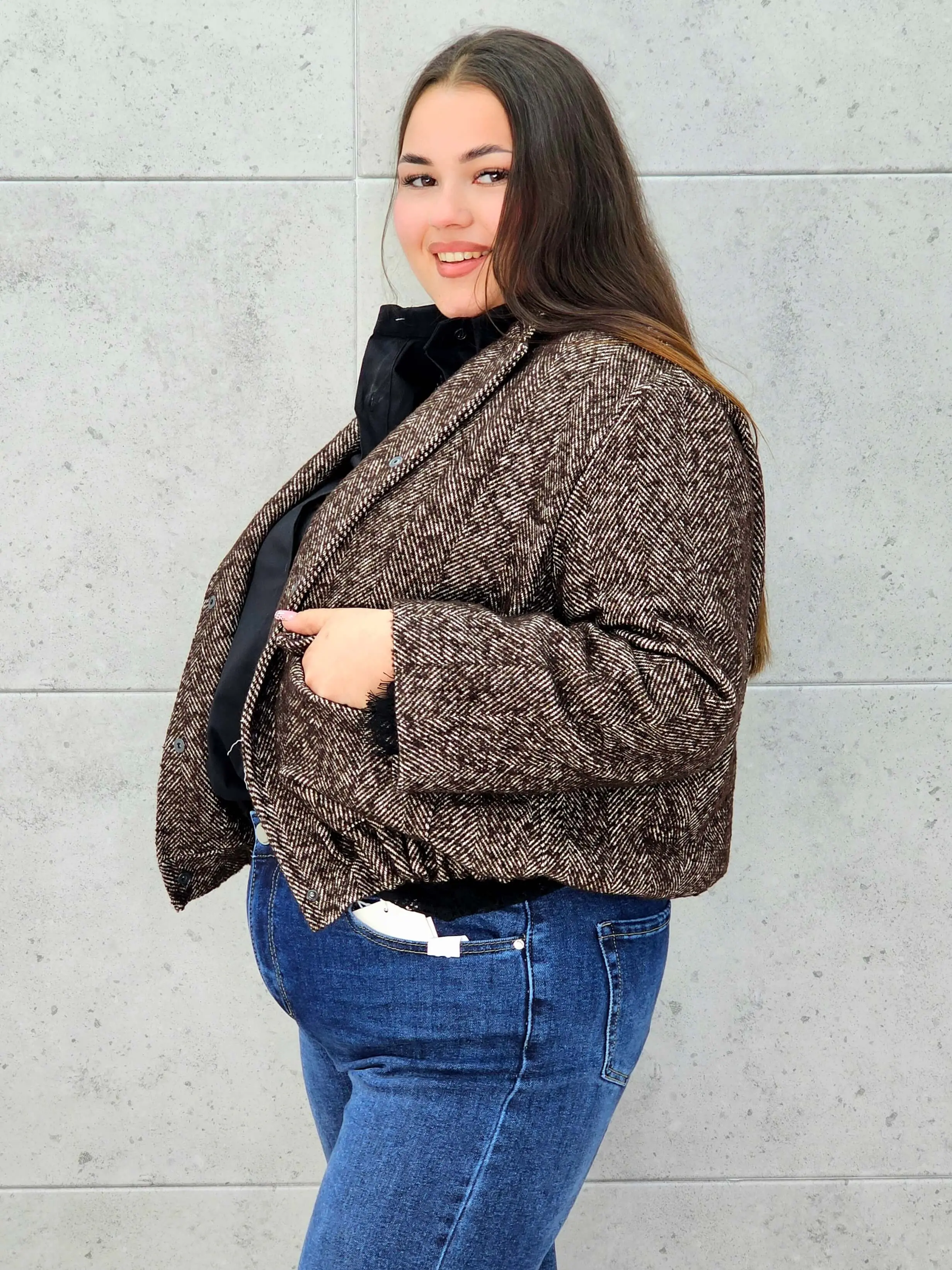 Bomberka plus size – modna i wygodna kurtka dla każdej kobiety - Image 8