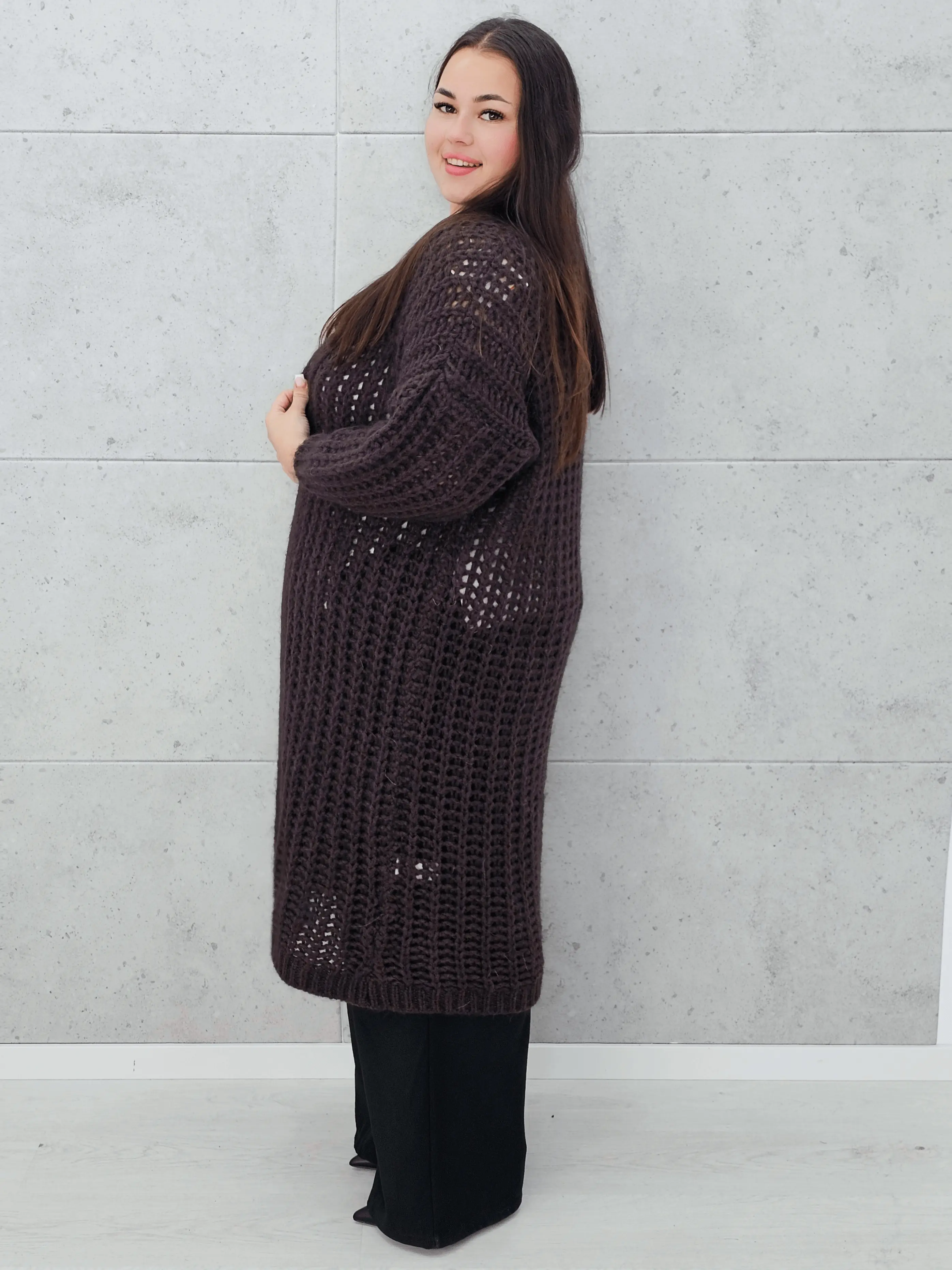 Długi kardigan plus size – modny, ciepły i wygodny sweter dla każdej kobiety - Image 15