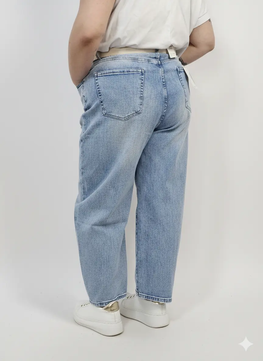 Jeansy plus size jasne z wysokim stanem – wygodne spodnie XXL - Image 3