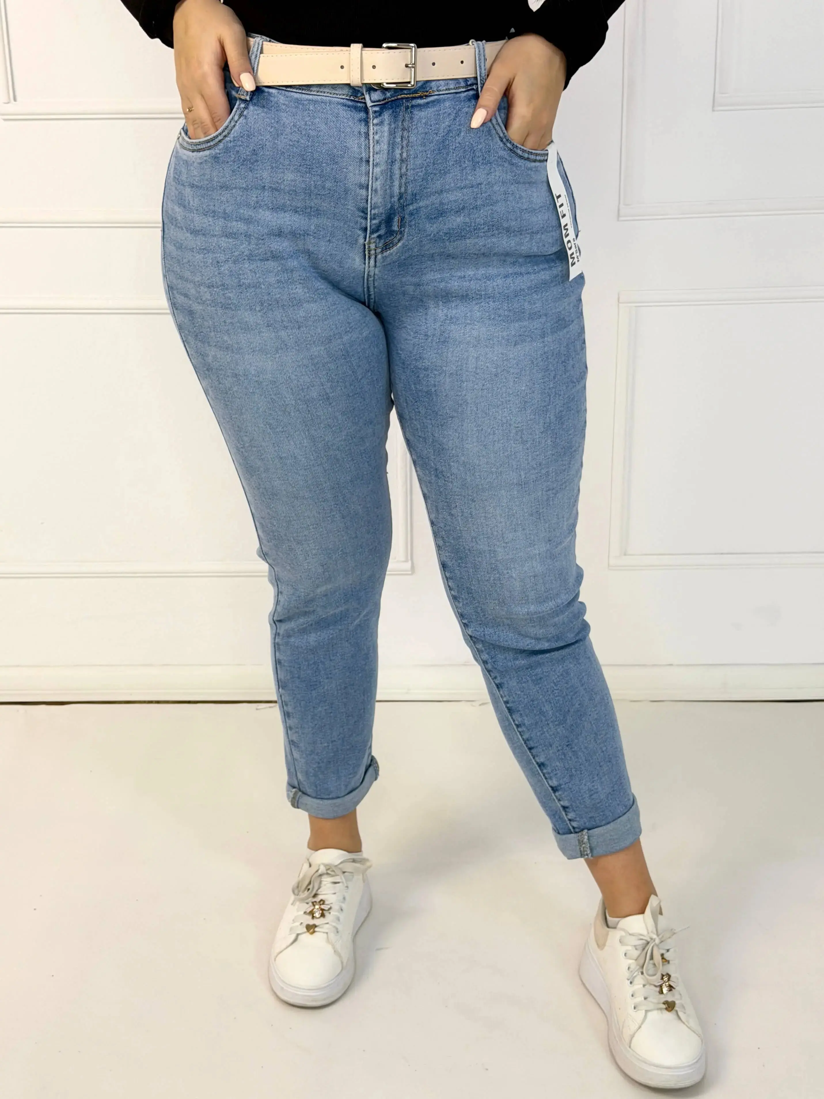 Jeansy plus size M'Sara mom fit XXL – jasny denim z wysokim stanem