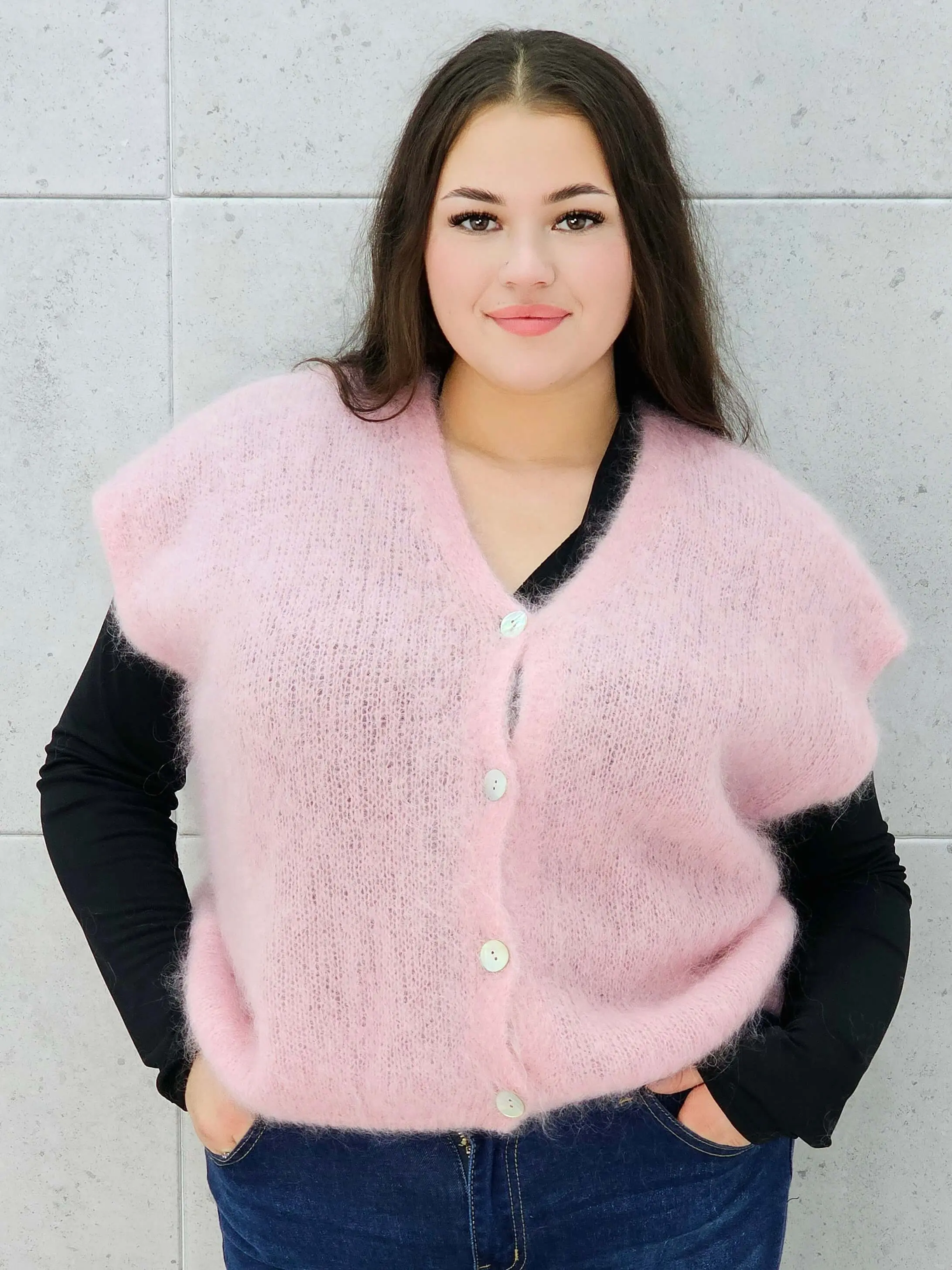 Kamizelka StylowaXL plus size z miękkiego moheru – ciepła i puszysta kamizelka plus size - Image 5