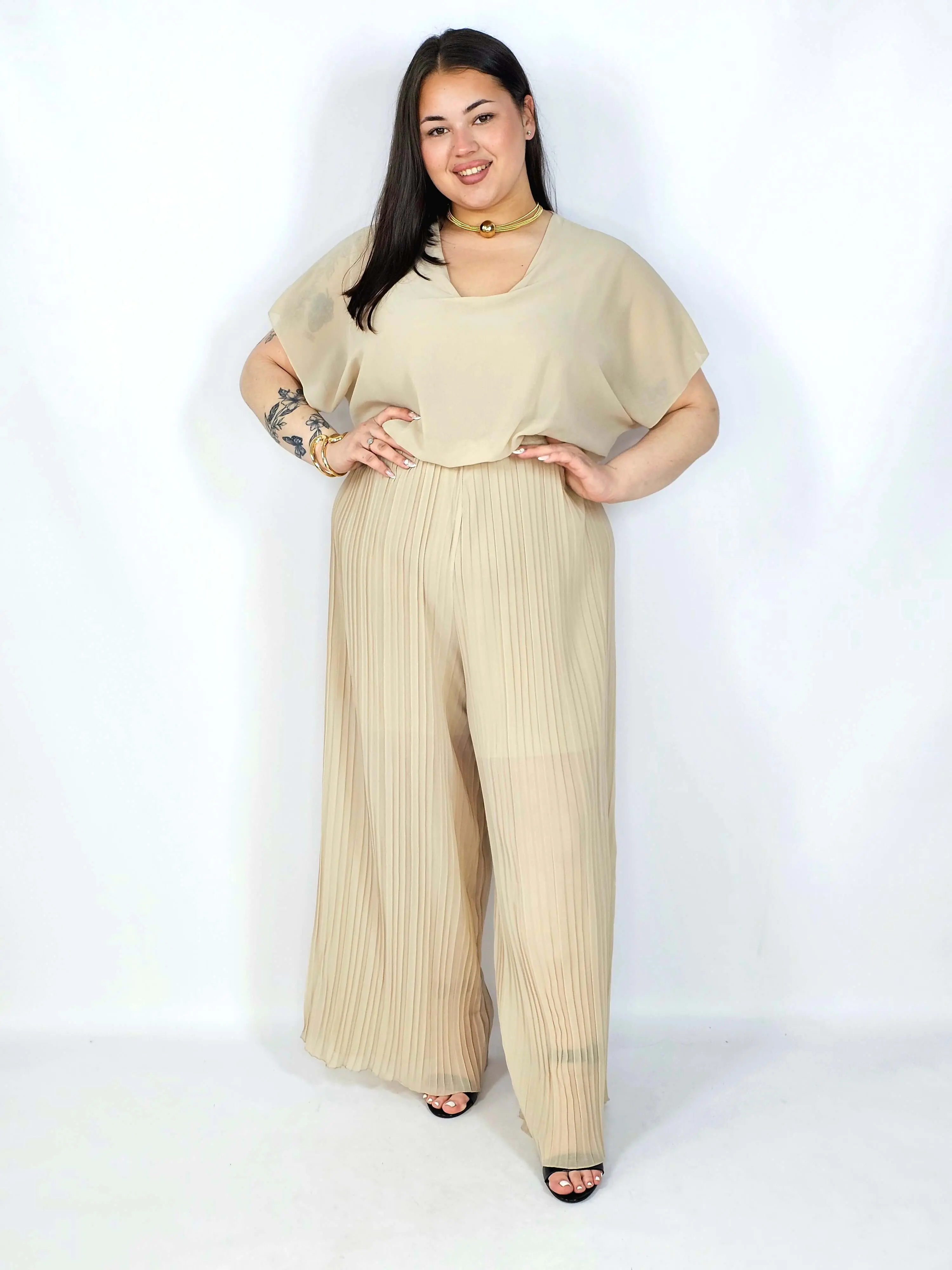 Kombinezon plus size – stylowa i wygodna propozycja dla sylwetki XXL - Image 12