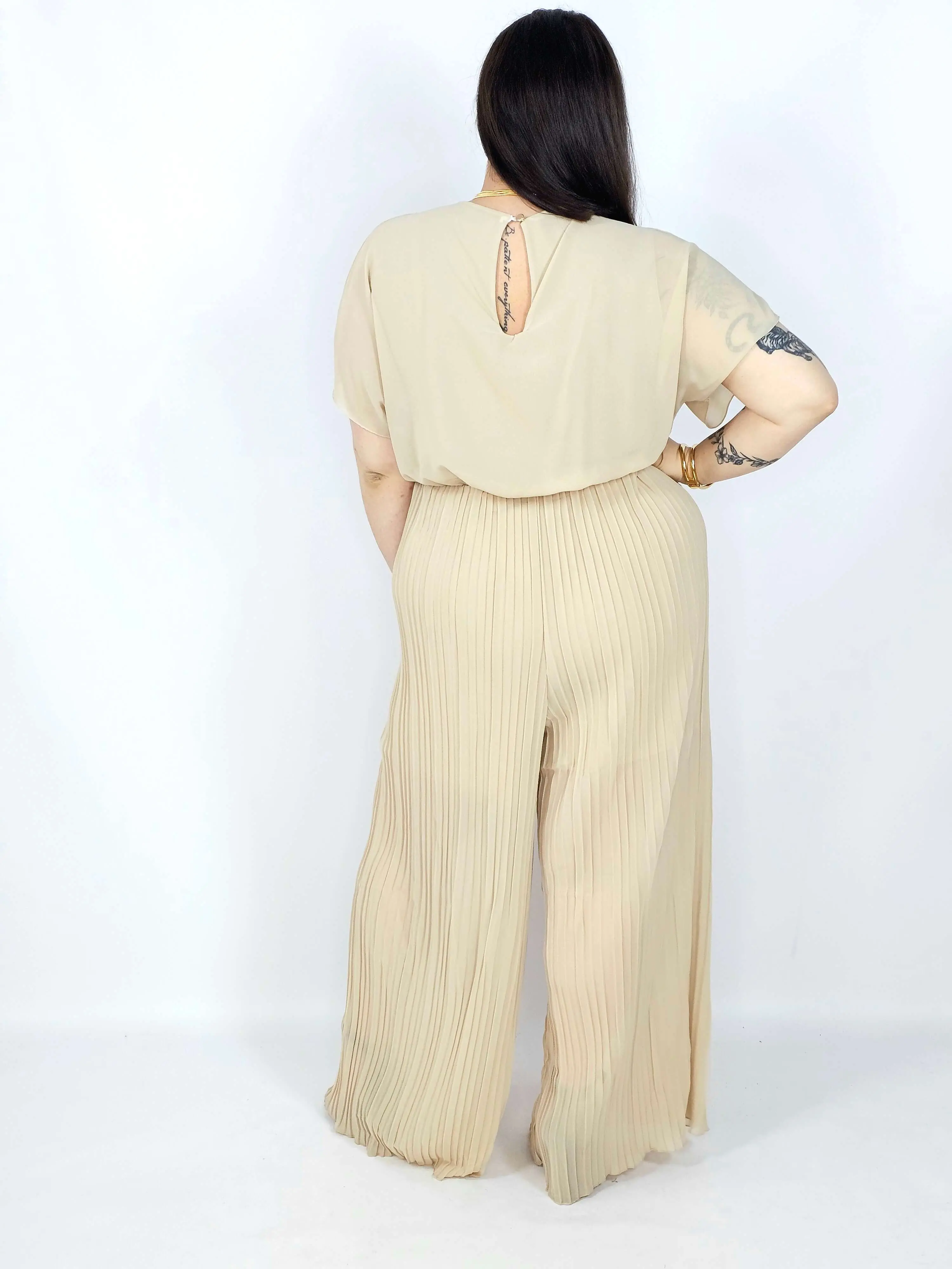 Kombinezon plus size – stylowa i wygodna propozycja dla sylwetki XXL - Image 15