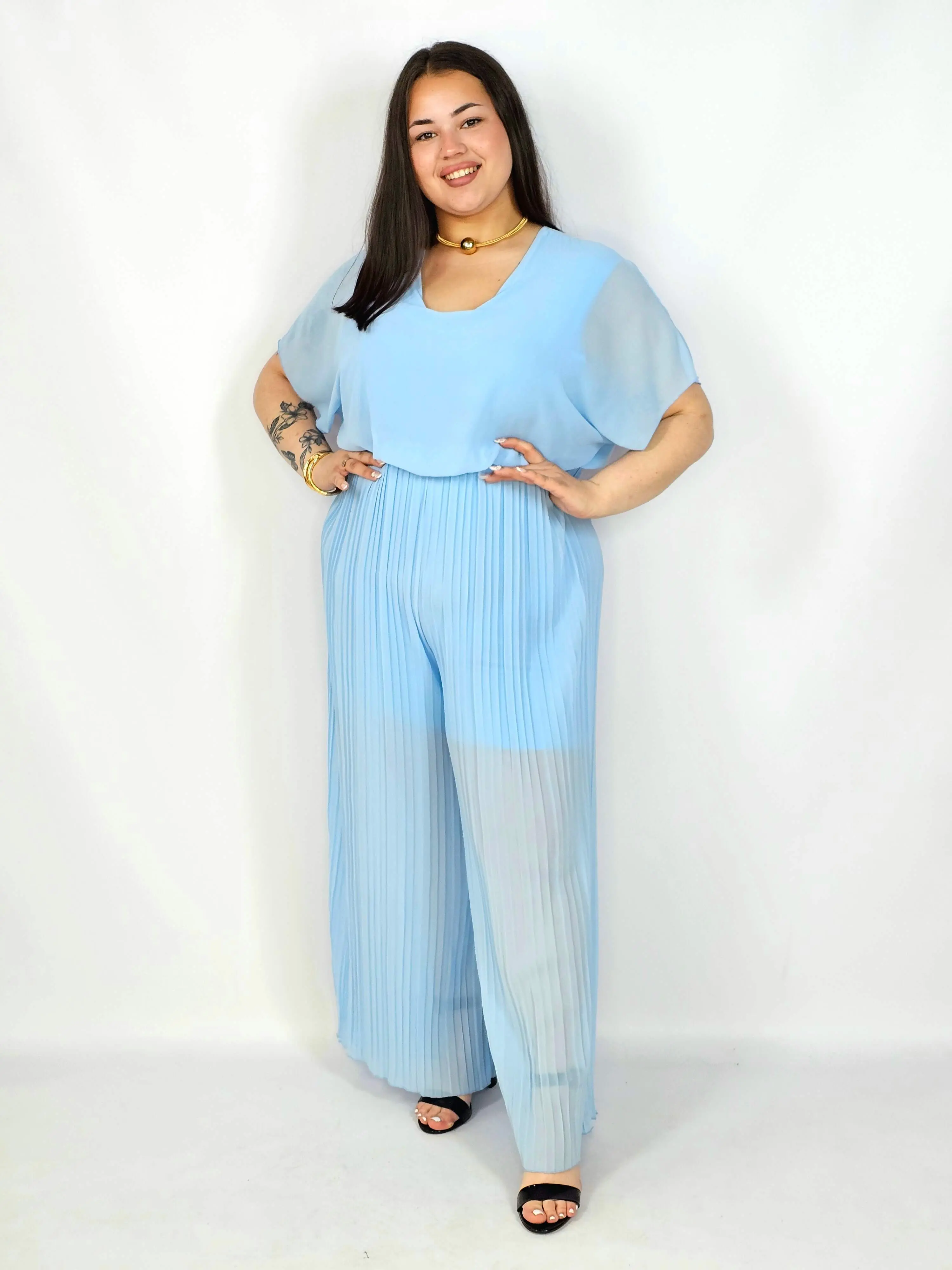 Kombinezon plus size – stylowa i wygodna propozycja dla sylwetki XXL - Image 17