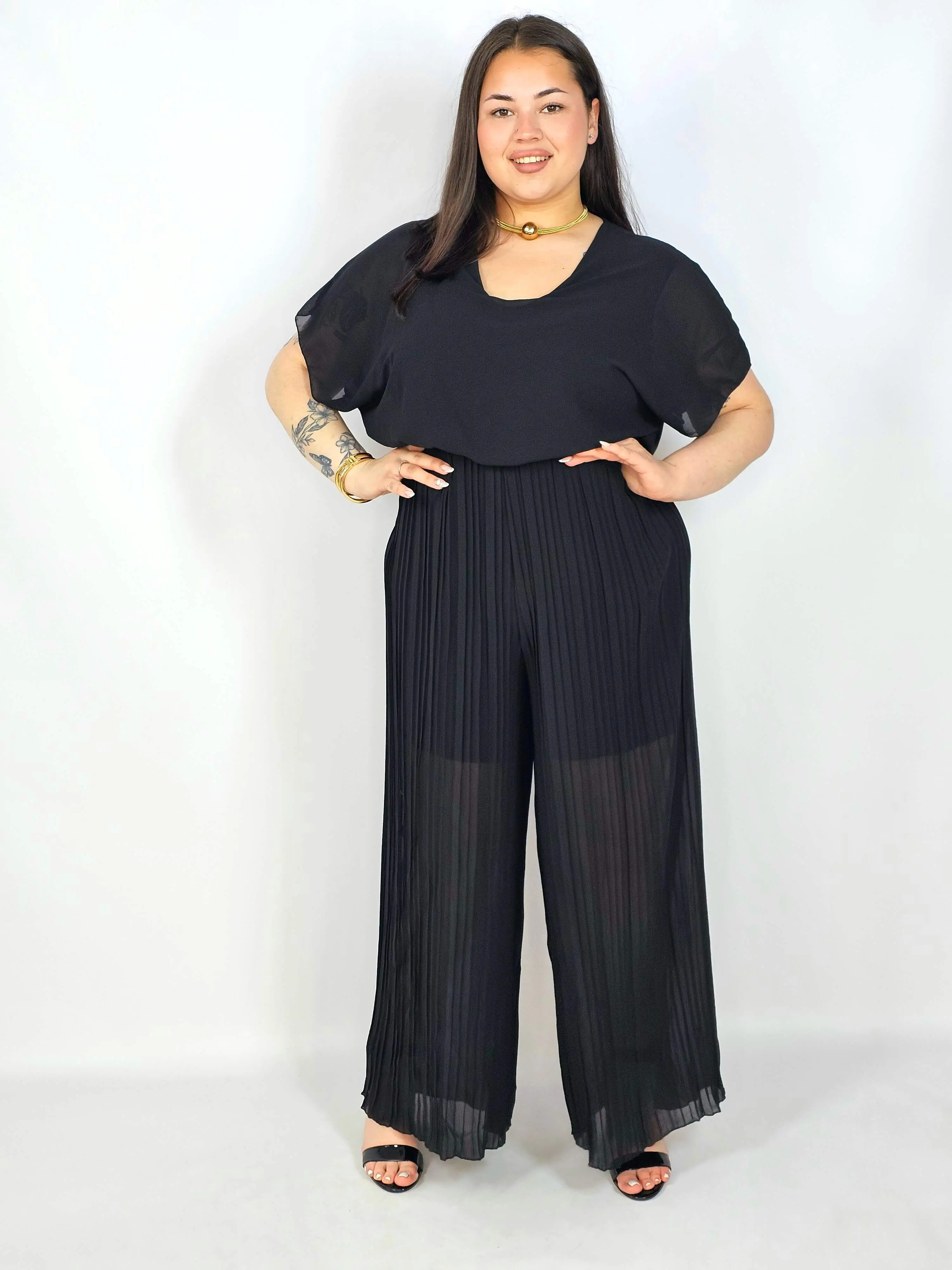 Kombinezon plus size – stylowa i wygodna propozycja dla sylwetki XXL - Image 23