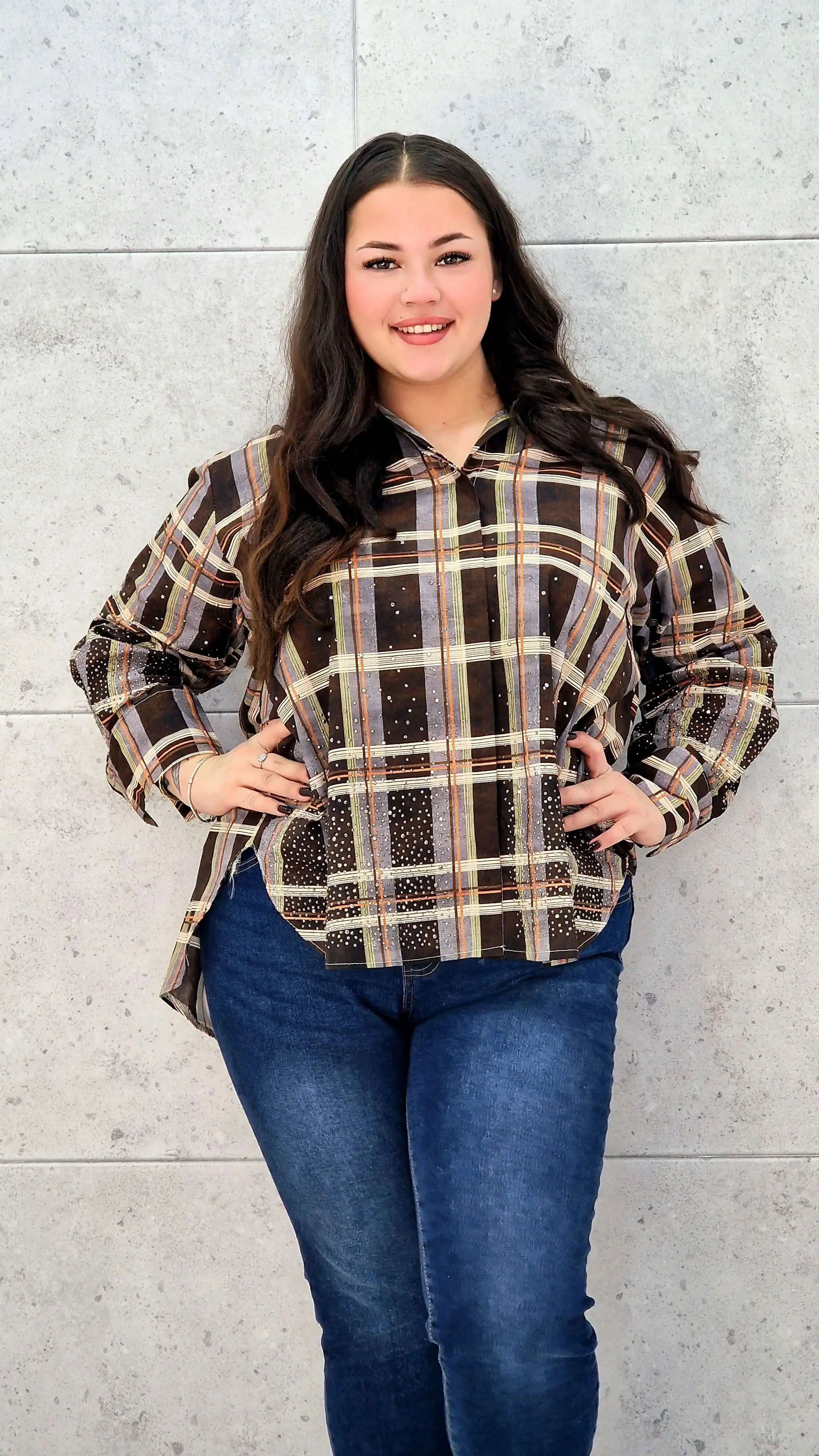Koszula plus size w kratę – elegancja i komfort na co dzień - Image 6