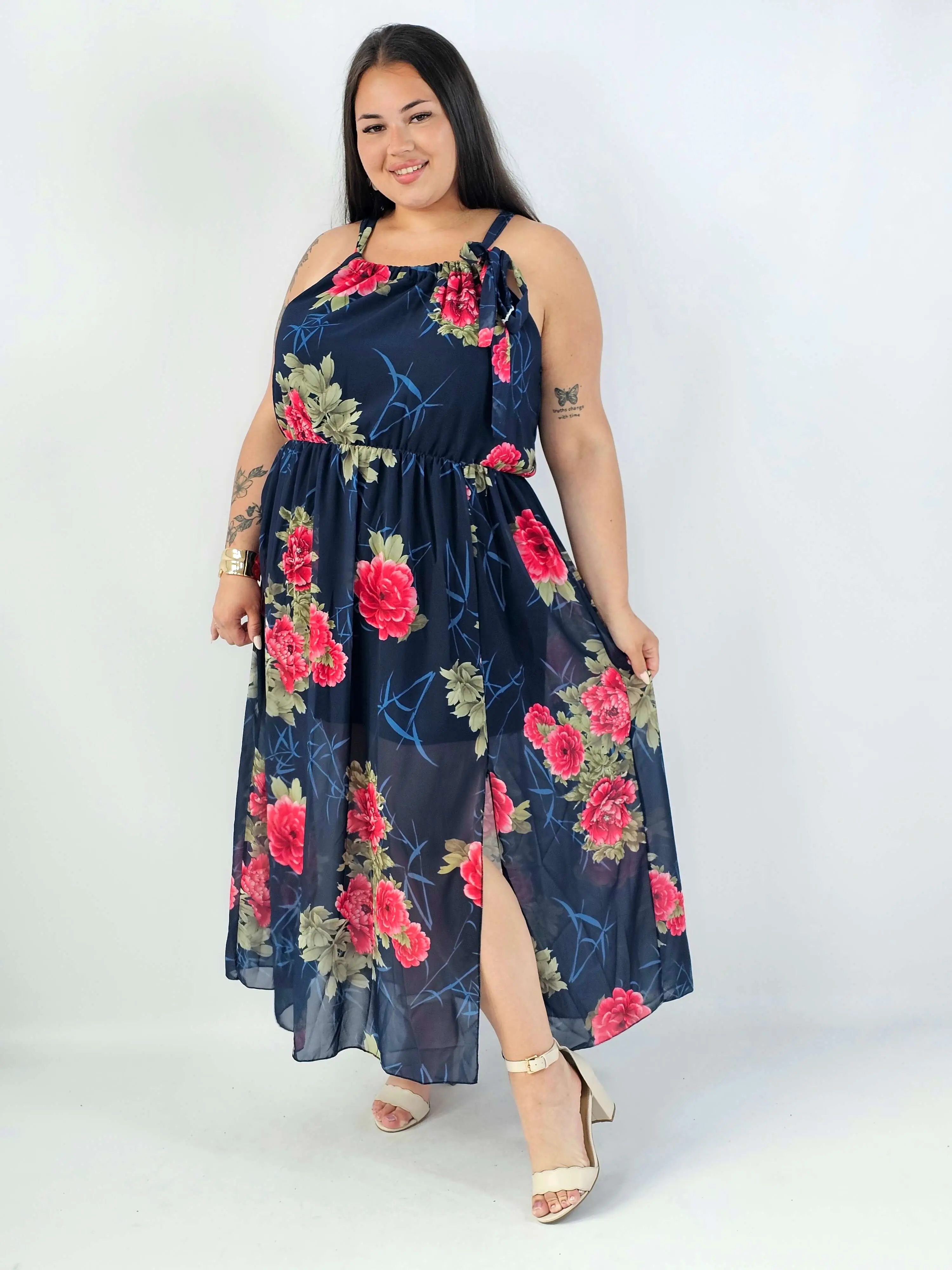 Sukienka plus size VIP z wiązaniem przy szyi i rozcięciem – kobieca elegancja na wyjątkowe okazje - Image 8