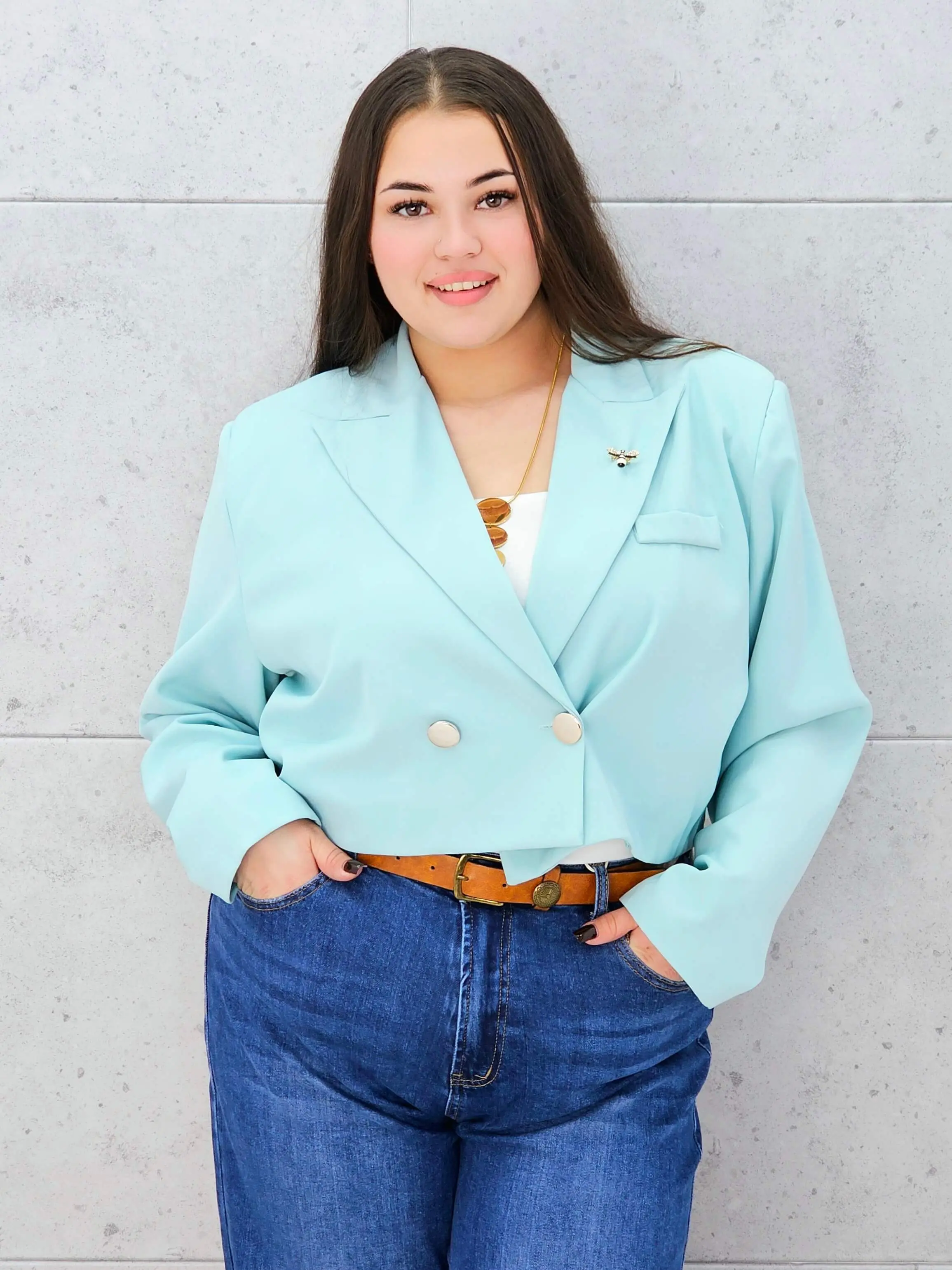 Krótka marynarka plus size z guzikami – stylowa i nowoczesna Stylowa XL - Image 3