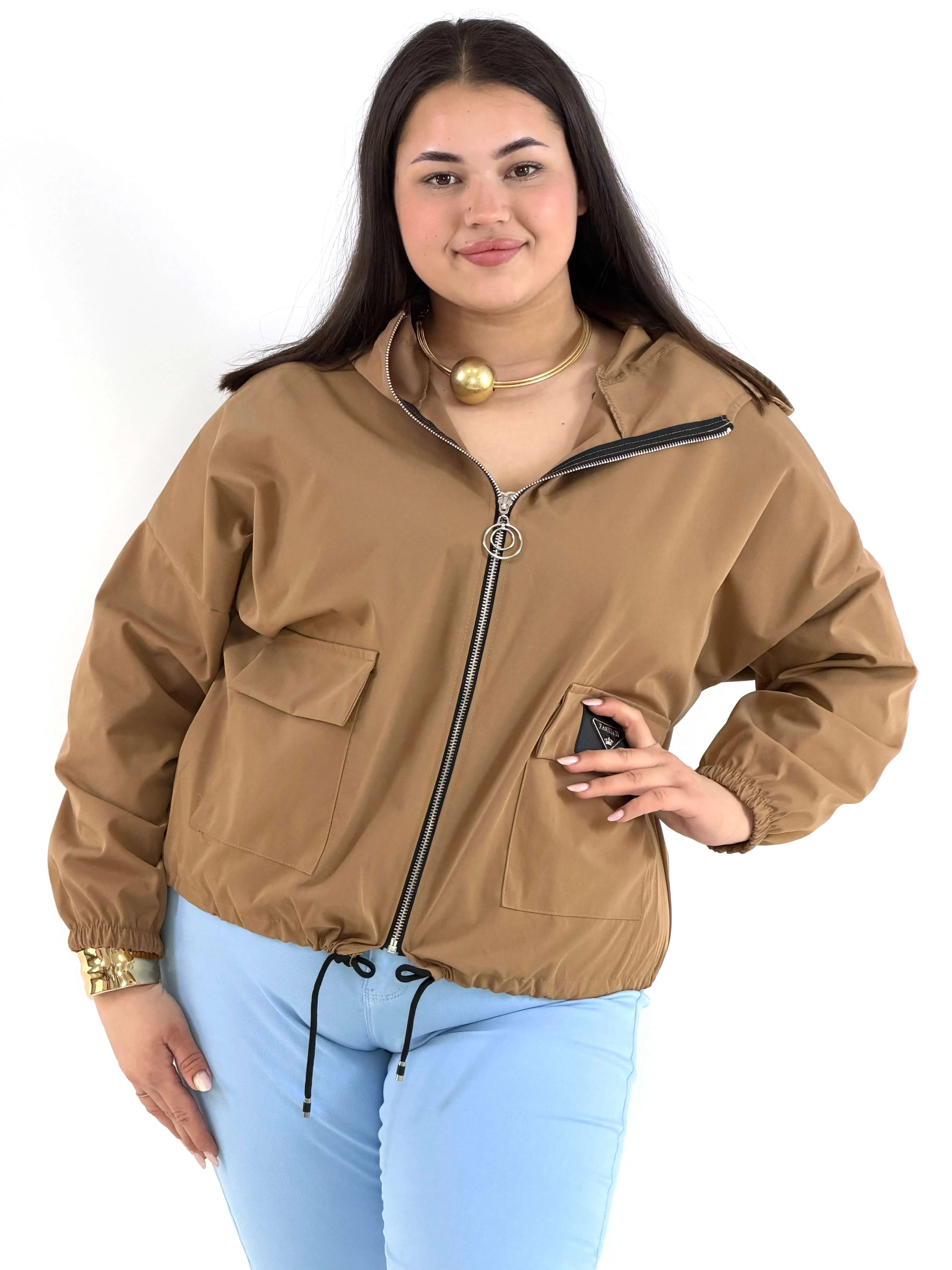 Kurtka damska – lekka, modna i praktyczna propozycja plus size - Image 12