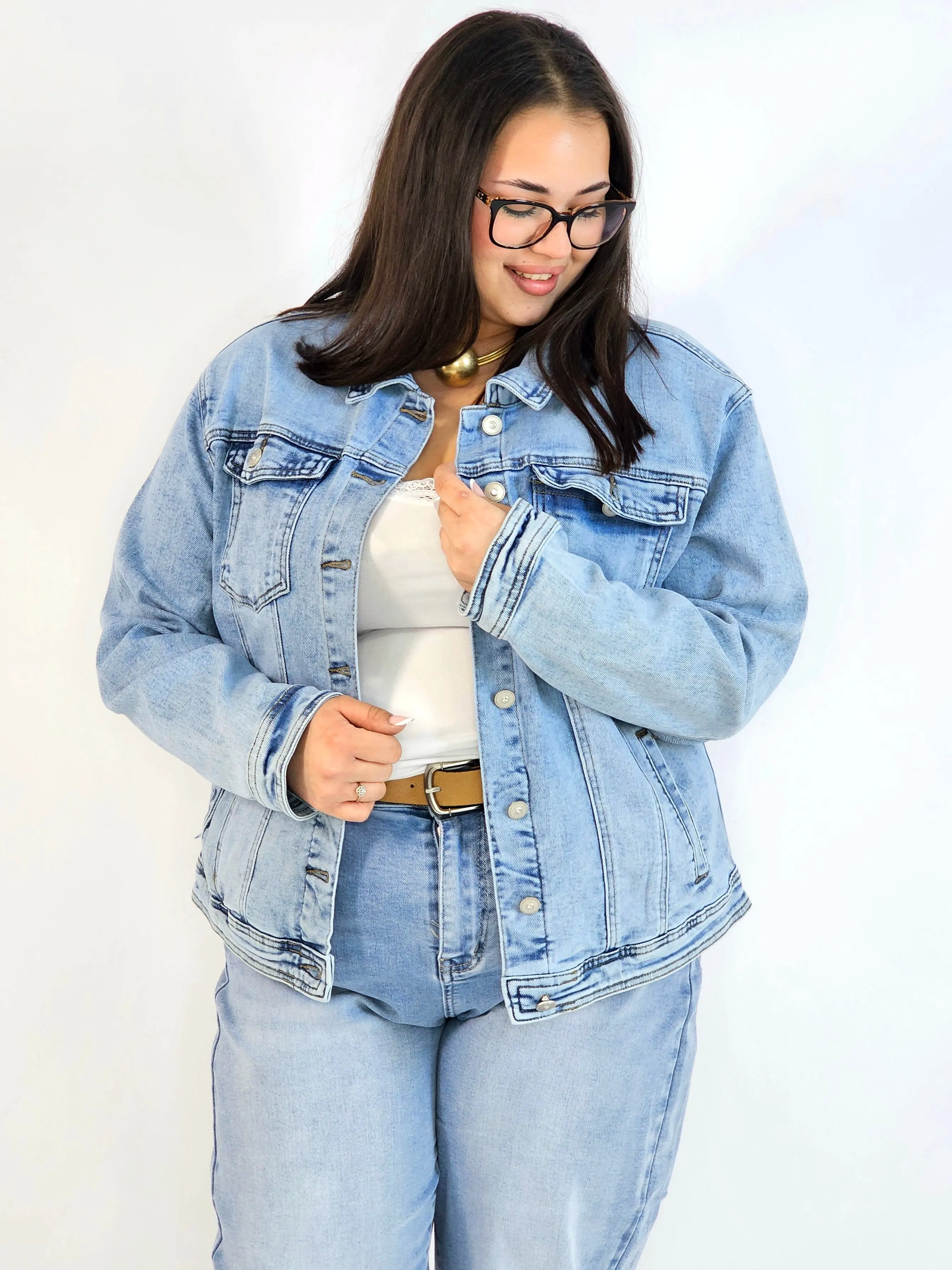 Kurtka jeansowa plus size – klasyczna katana jeansowa damska - Image 4