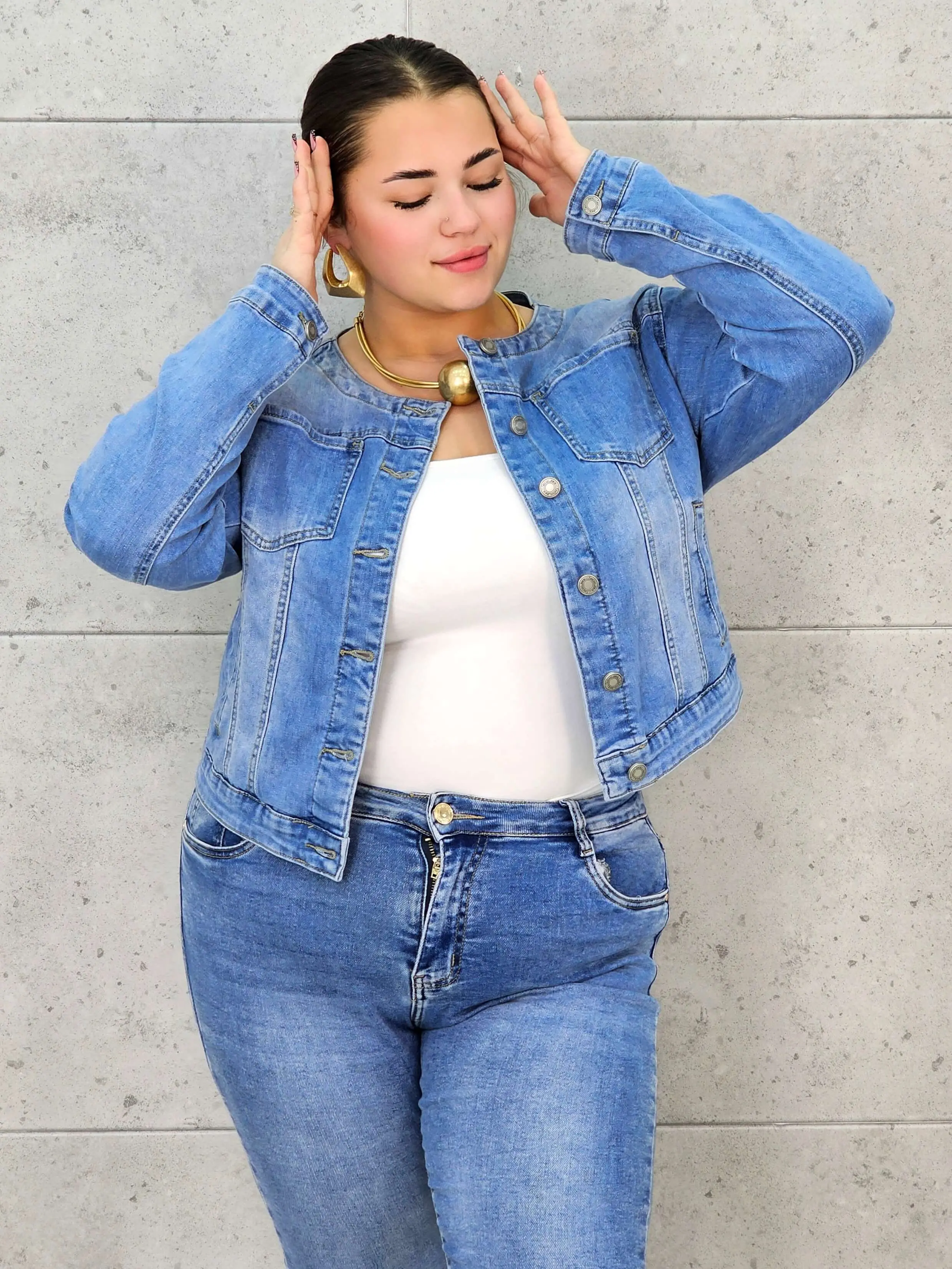 Kurtka jeansowa plus size z klasycznym krojem – Stylowa, lekka i uniwersalna - Image 4