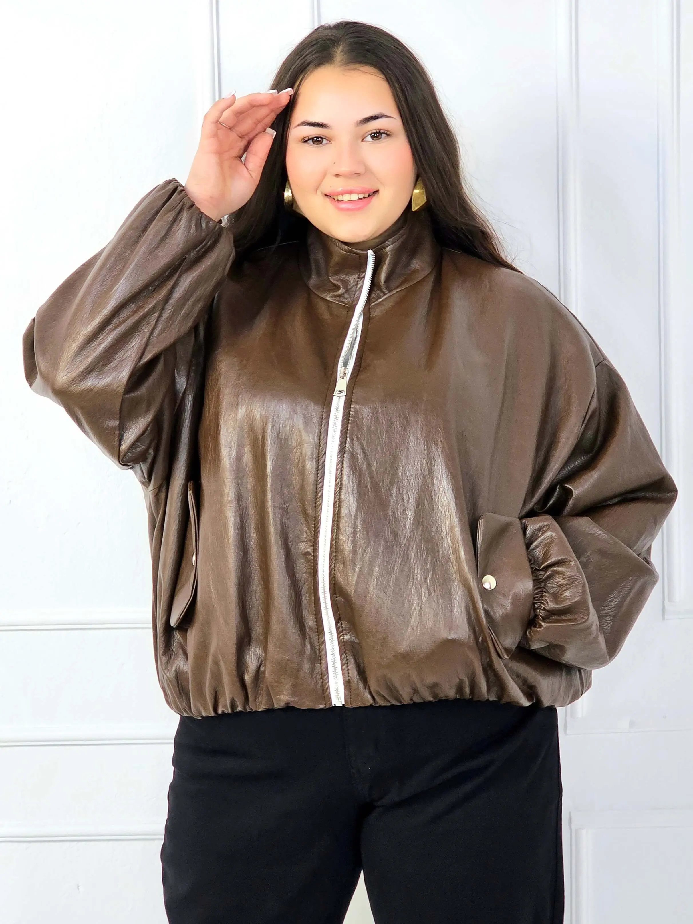Kurtka plus size bomberka o luźnym kroju z suwakiem - Image 2