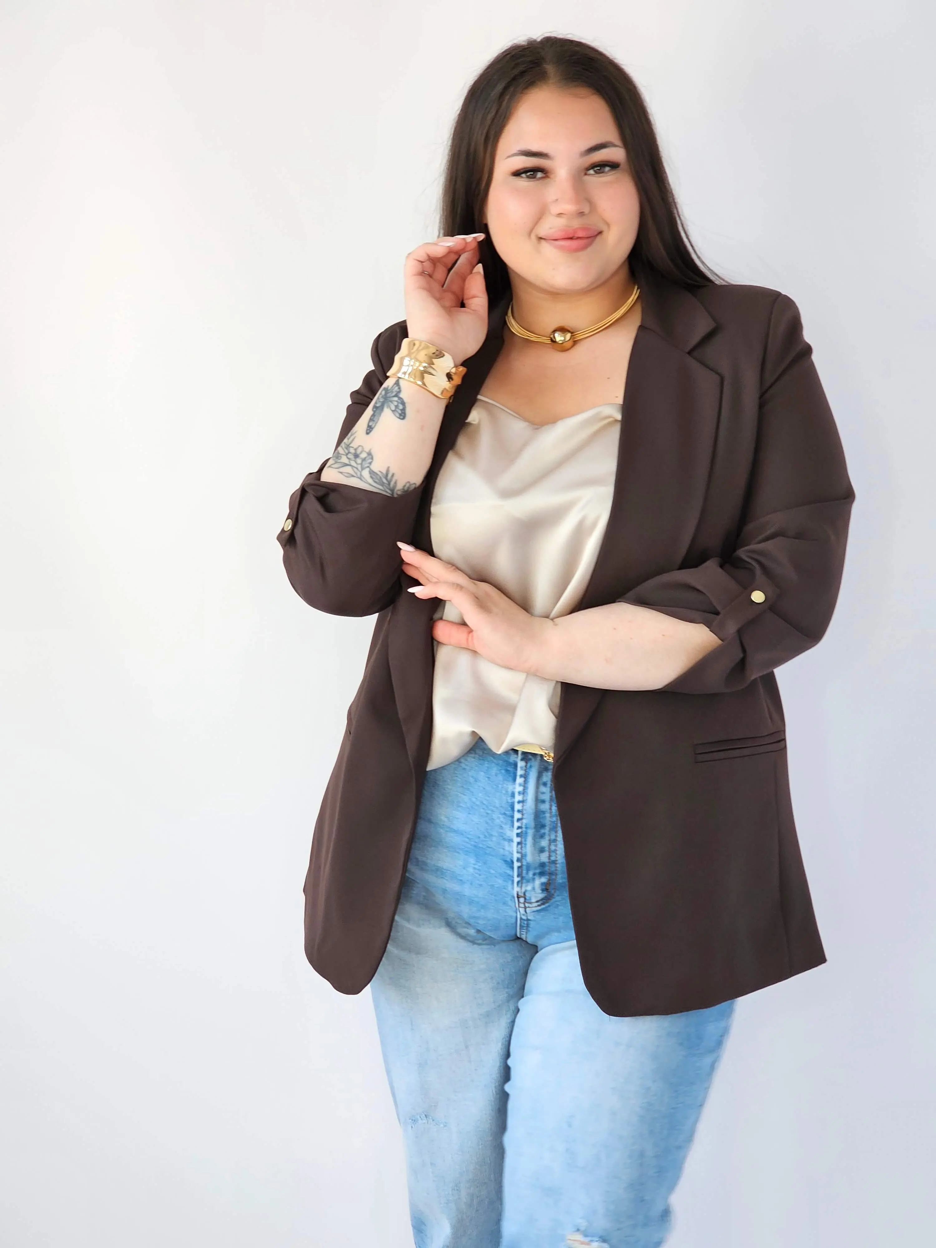 Marynarka plus size – elegancja, która pasuje do każdej stylizacji. - Image 11